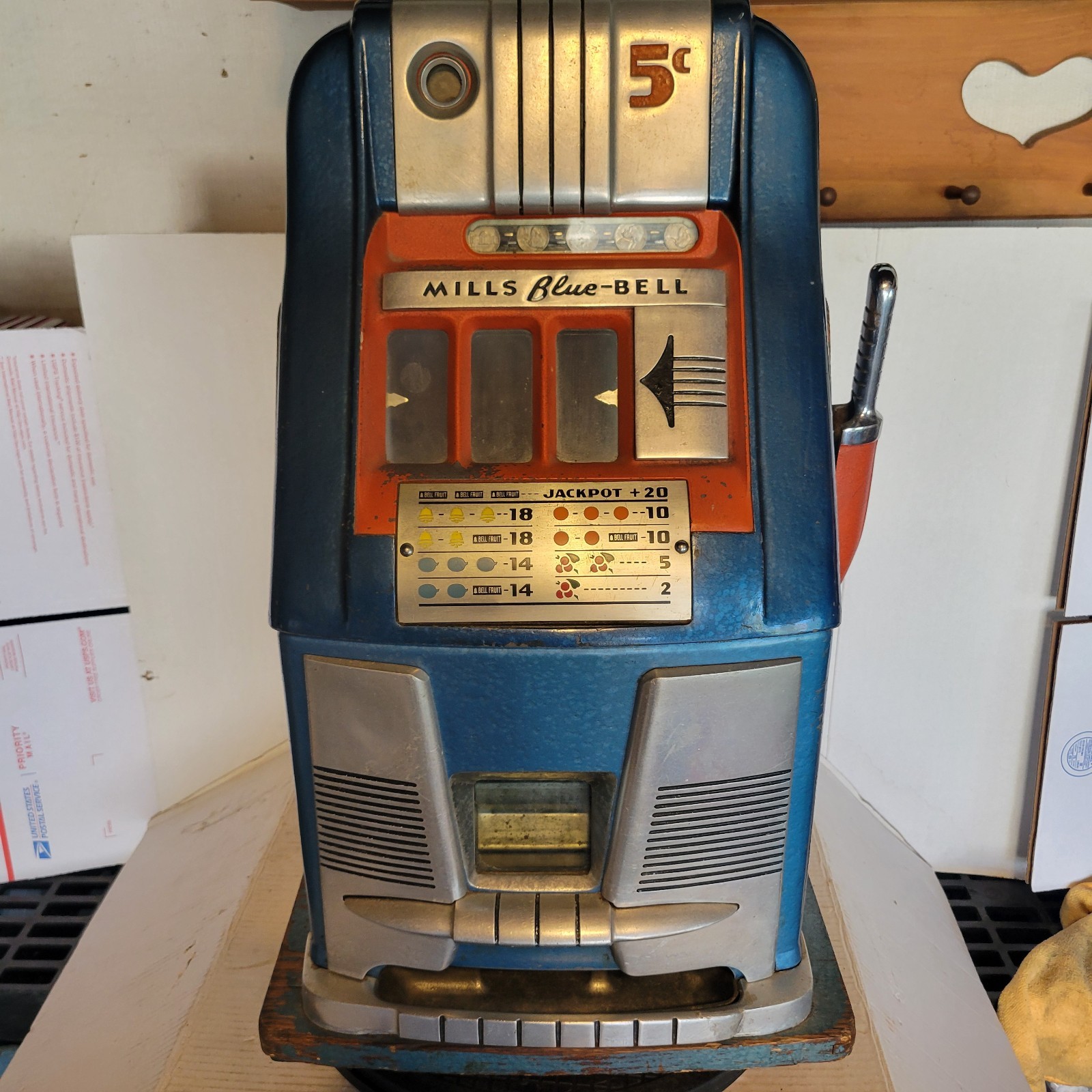 Original Mills High Top Slot Machine Case Original Mills High Top Slot Machine Case