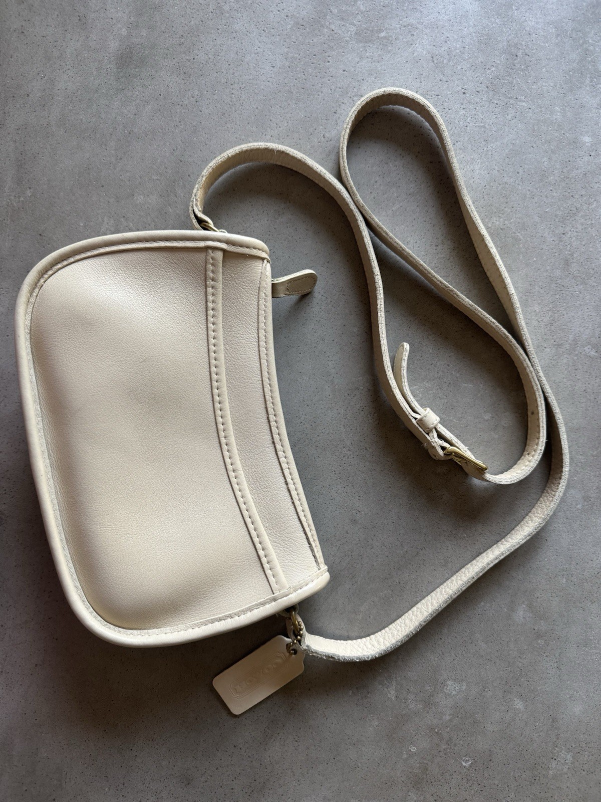 Coach 9031 Wendie Crossbody Bag Vintage Bone White Leather