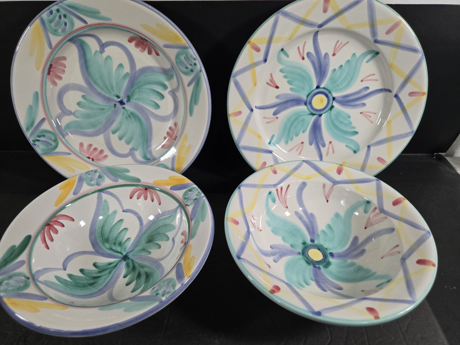 Signed Vietri Italy Handcrafted 1986 Set Of 4 “Colore” 2- Dinner 2- Bowl Lot #4