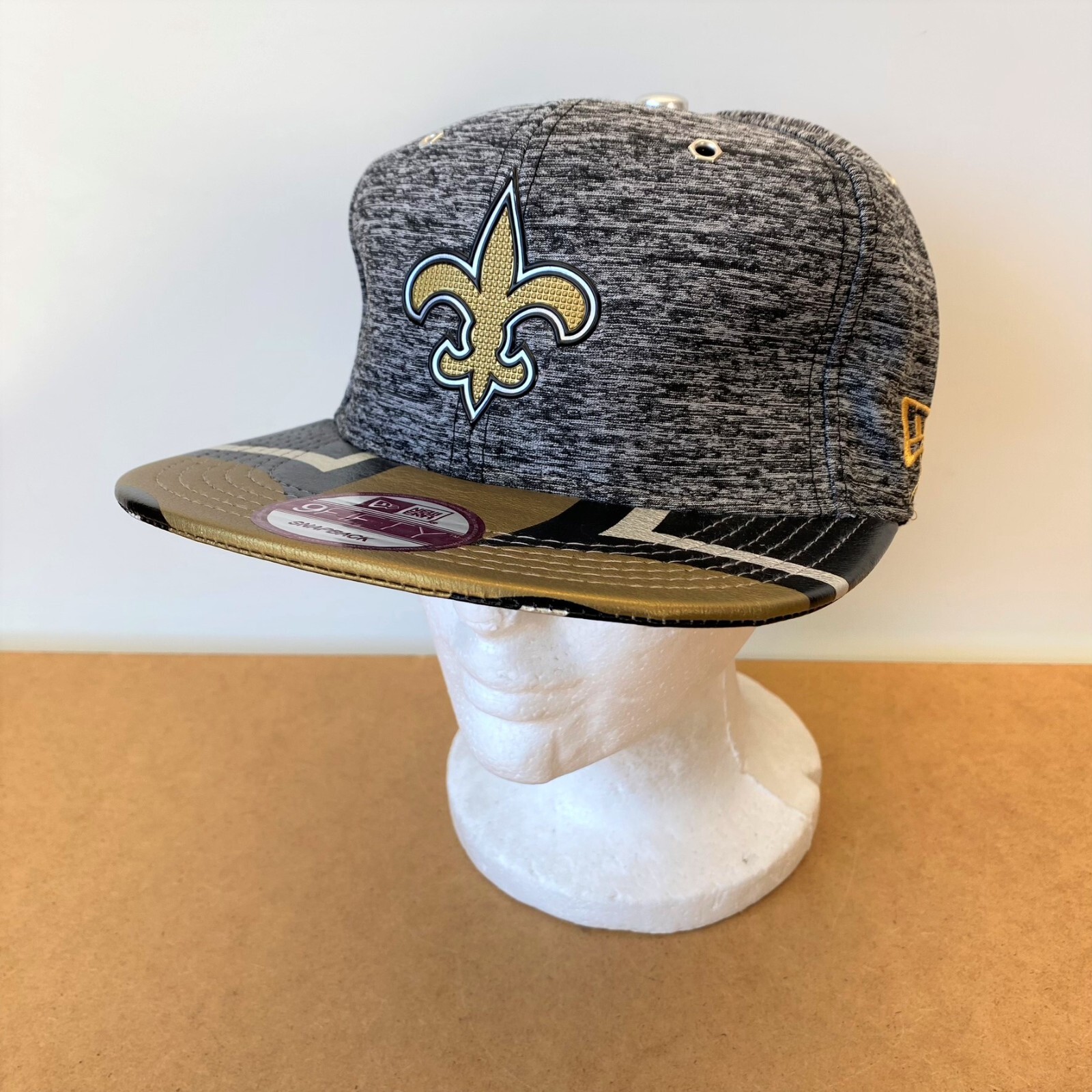New Orleans Saints Hat Snapback New Era 9Fifty NFL Vintage Collection Graphic