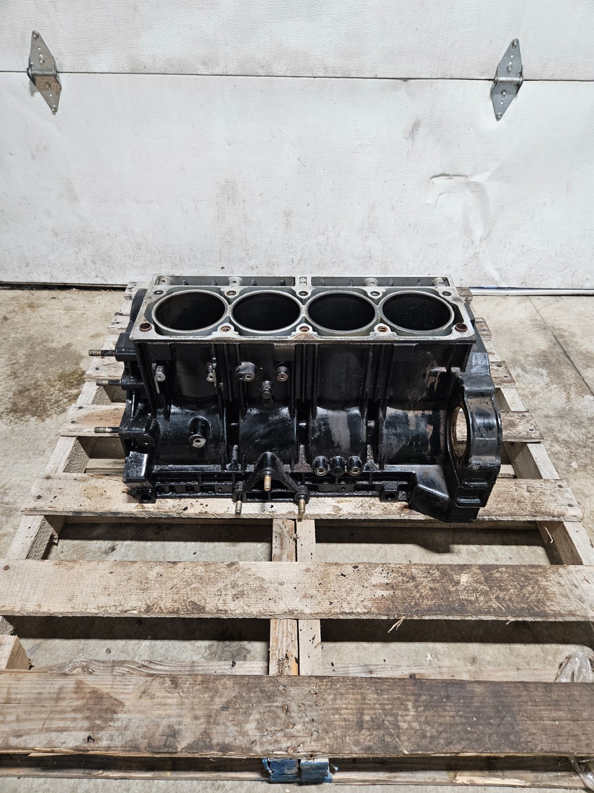 Mercruiser 3.7 Good Engine Block 6387A3 Freshwater