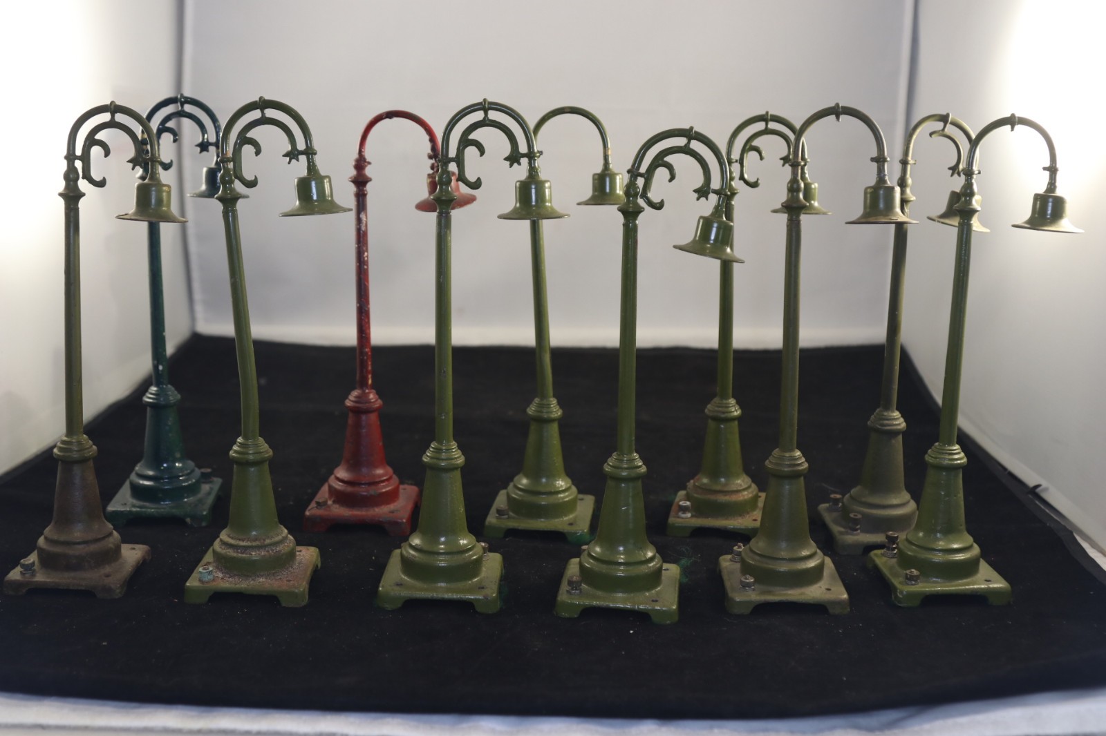 Lionel Prewar No. 59 Lamp Post Lot of 11 O Gauge 7 Tested Working