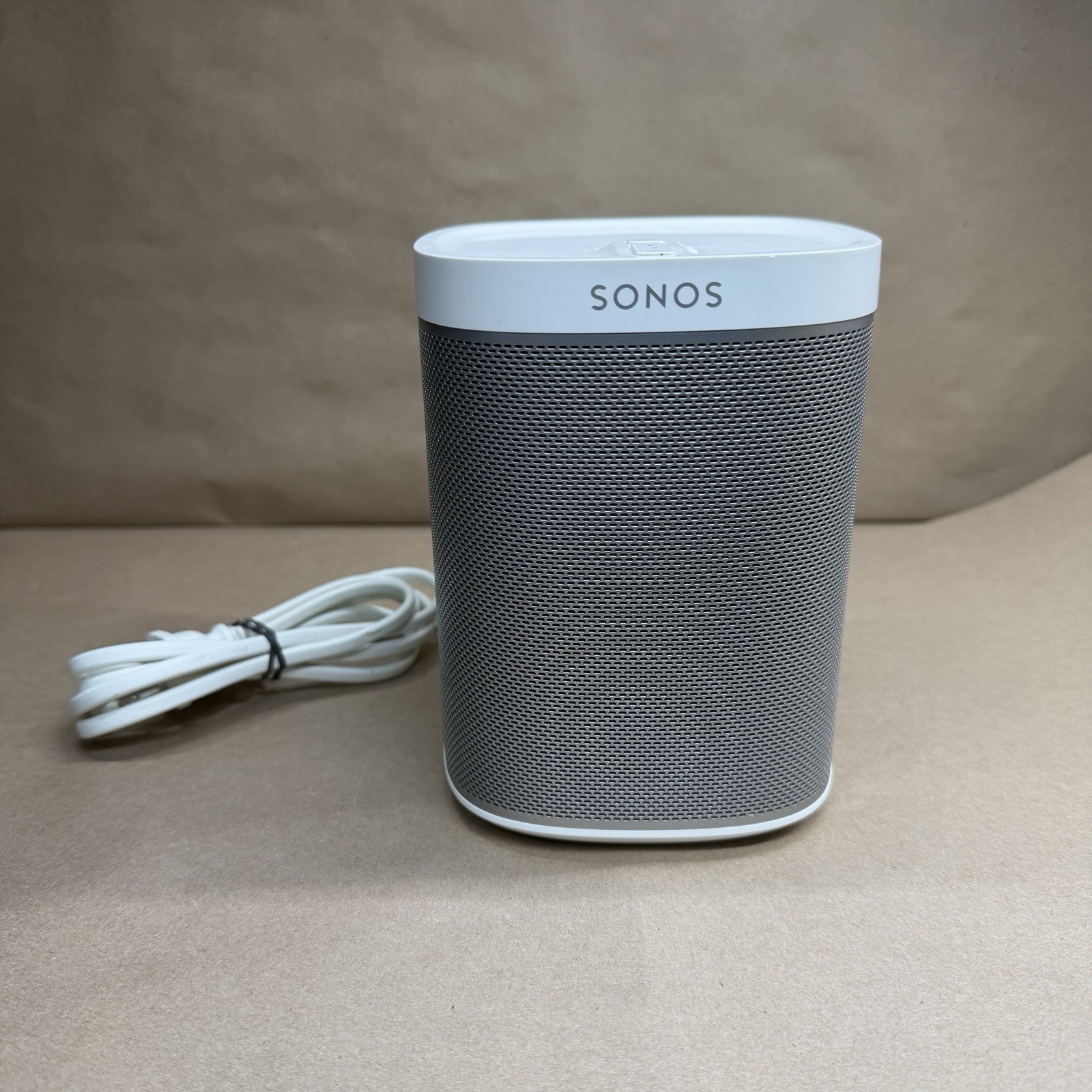 Sonos Model Play 1 Wireless White Speaker w/ Power Cord | Tested Sonos Model Play 1 Wireless White Speaker w/ Power Cord | Tested