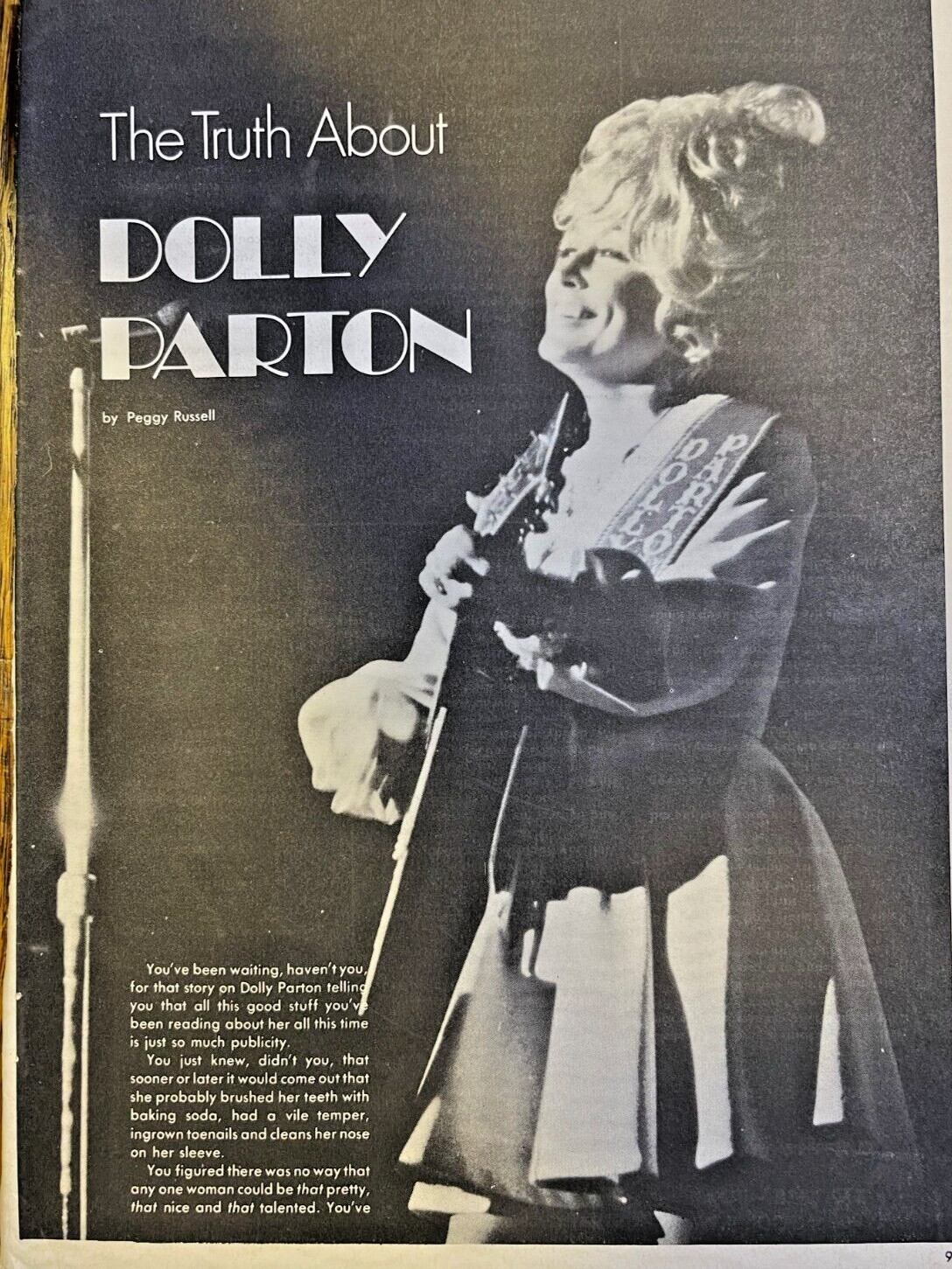 1975 Country Singer Dolly Parton 1975 Country Singer Dolly Parton