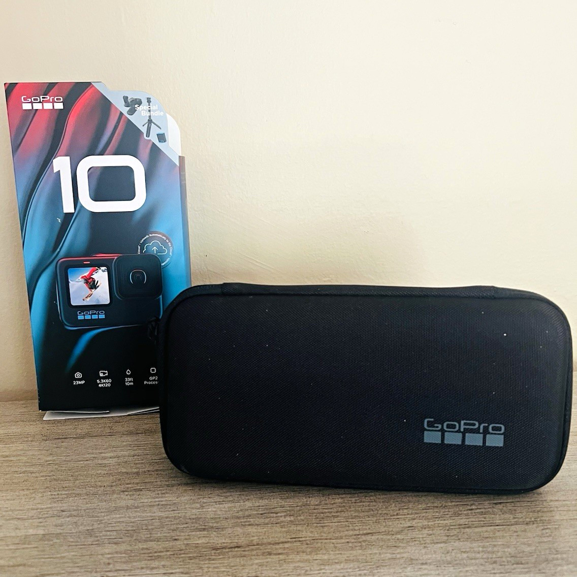  Never used GoPro HERO10 Black Camera Bundle w/ Carry Case, SanDisk 32GB microSD