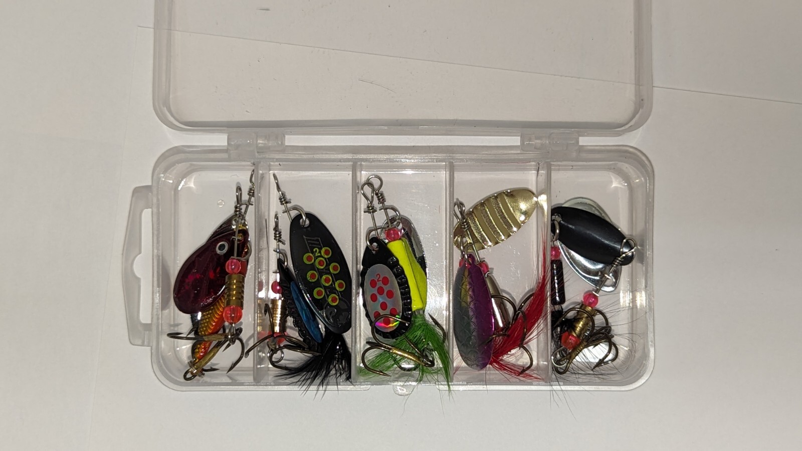 10 PCs Spinning Fishing Lure Set W/Case