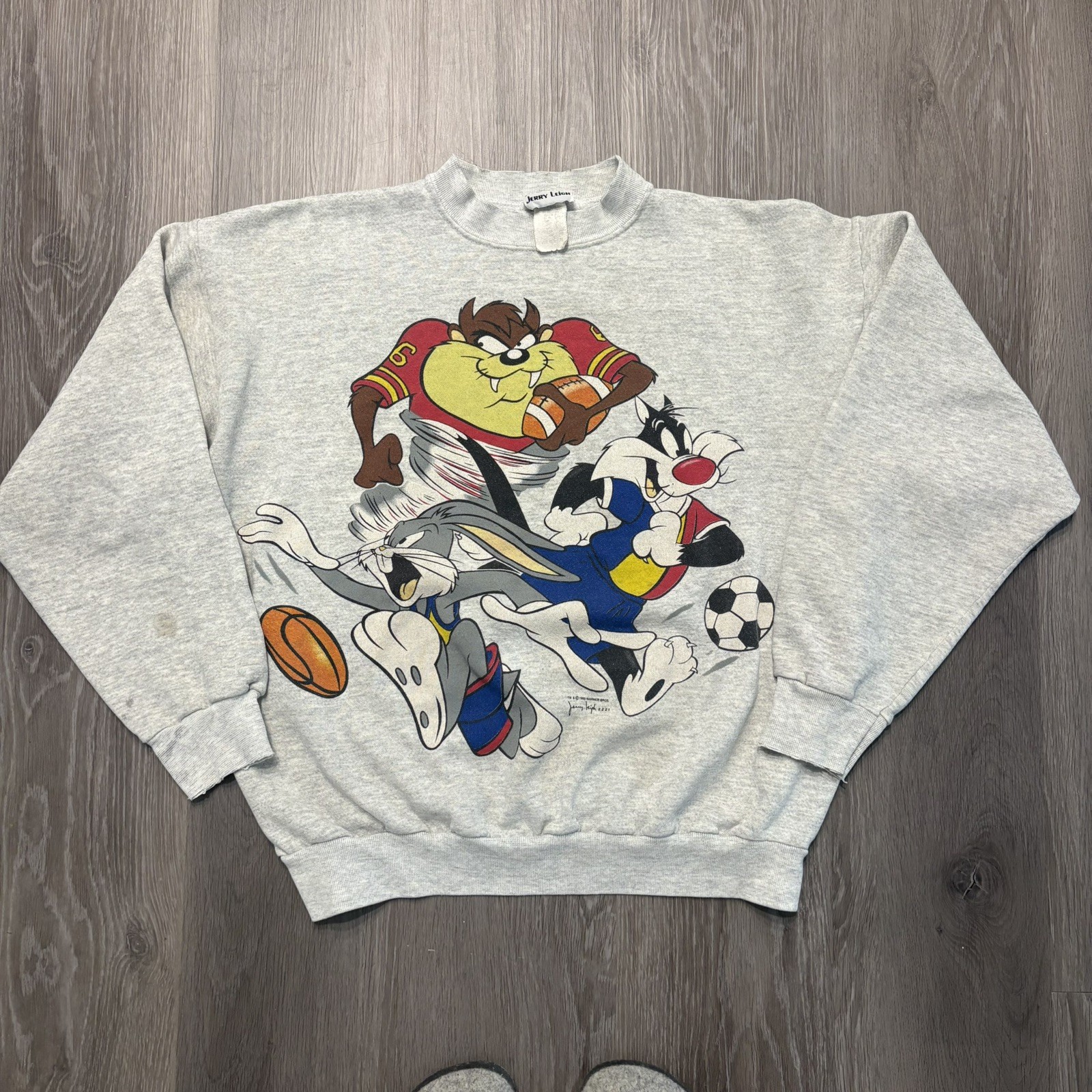 Vintage Jerry Leigh Taz Basketball Crewneck Size Medium Looney Tunes Cartoon 90s Vintage Jerry Leigh Taz Basketball Crewneck Size Medium Looney Tunes Cartoon 90s