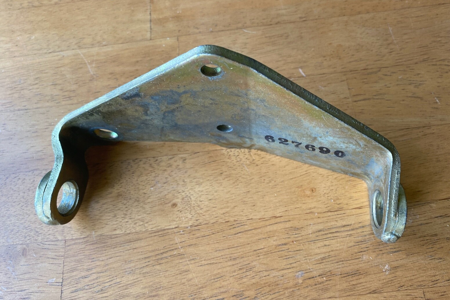 Cessna 627690 Generator Mount Bracket Continental IO-470 Engine Mount C210