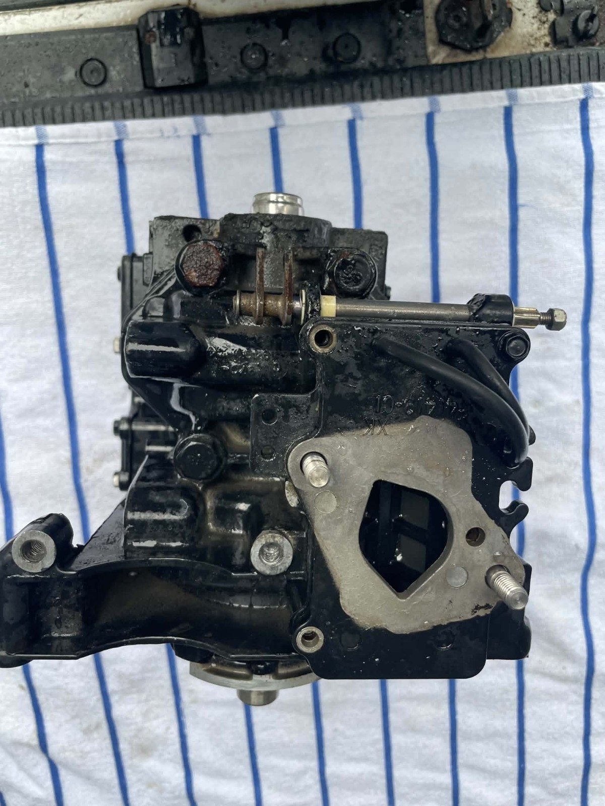 Mercury 25hp Powerhead Good Compression Bolt On And Go 2 Stroke Clean Outboard Mercury 25hp Powerhead Good Compression Bolt On And Go 2 Stroke Clean Outboard