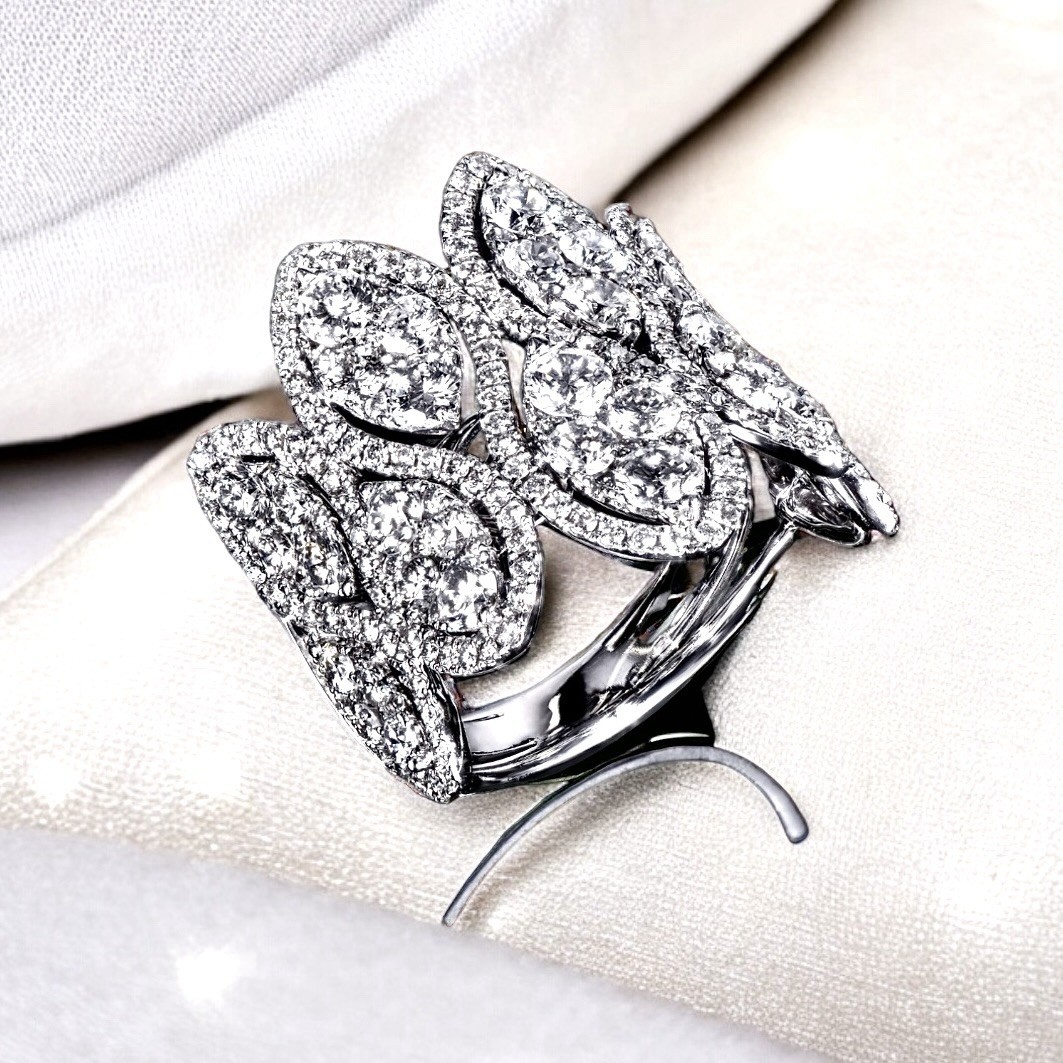 3.95ct GIA Marquise Diamond Ring 14K Gold Large Estate Statement 3.95ct GIA Marquise Diamond Ring 14K Gold Large Estate Statement