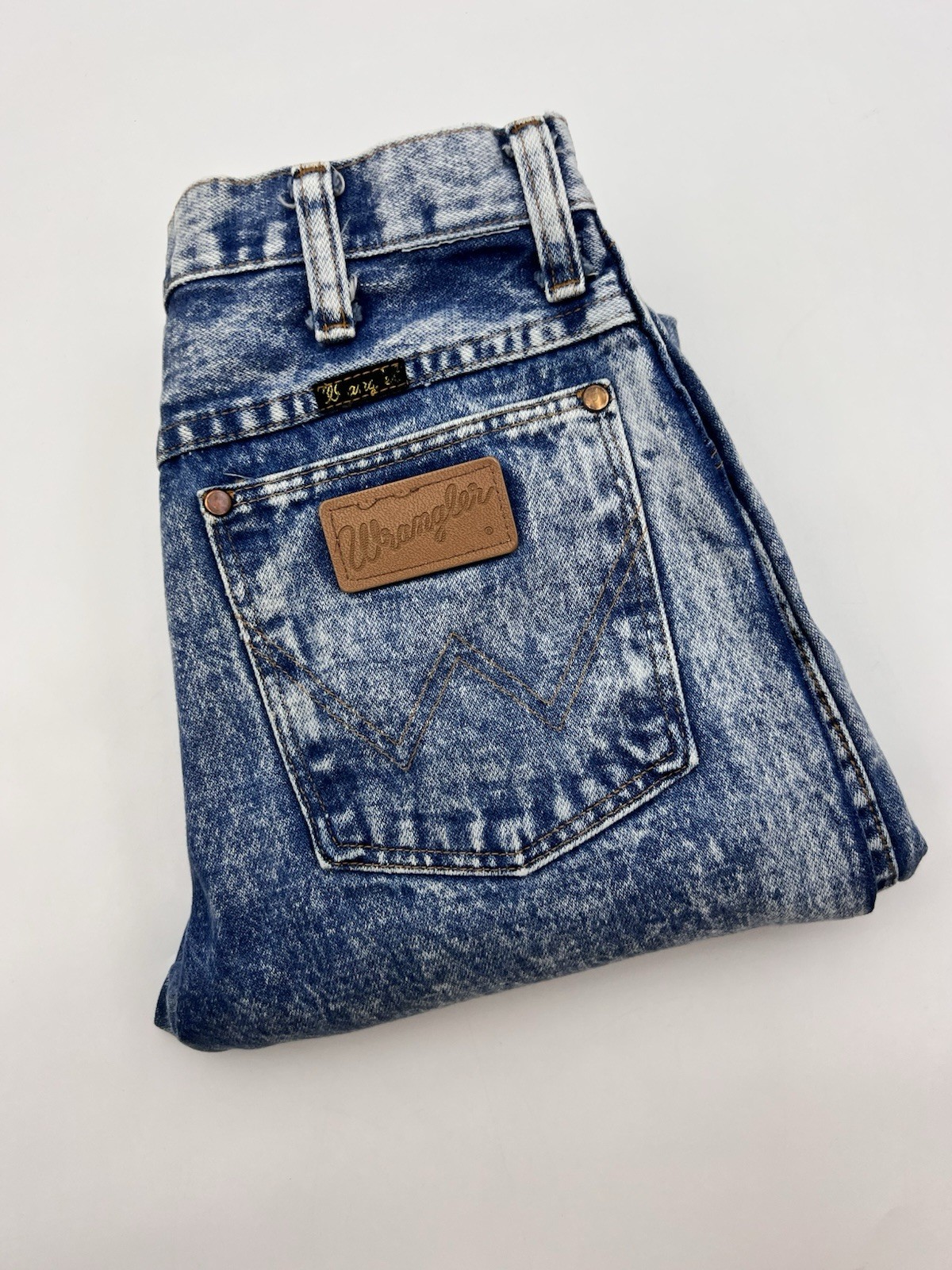 Vintage Wrangler 13MWZS 29X32 Fit (26X30.5) Acid Wash Blue Denim Jeans USA