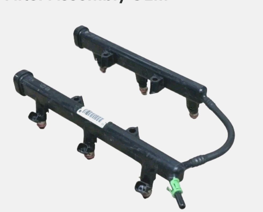 11-23 MOPAR JEEP/DODGE 3.6L  FUEL RAIL 05184079AE OEM WITH INJECTORS
