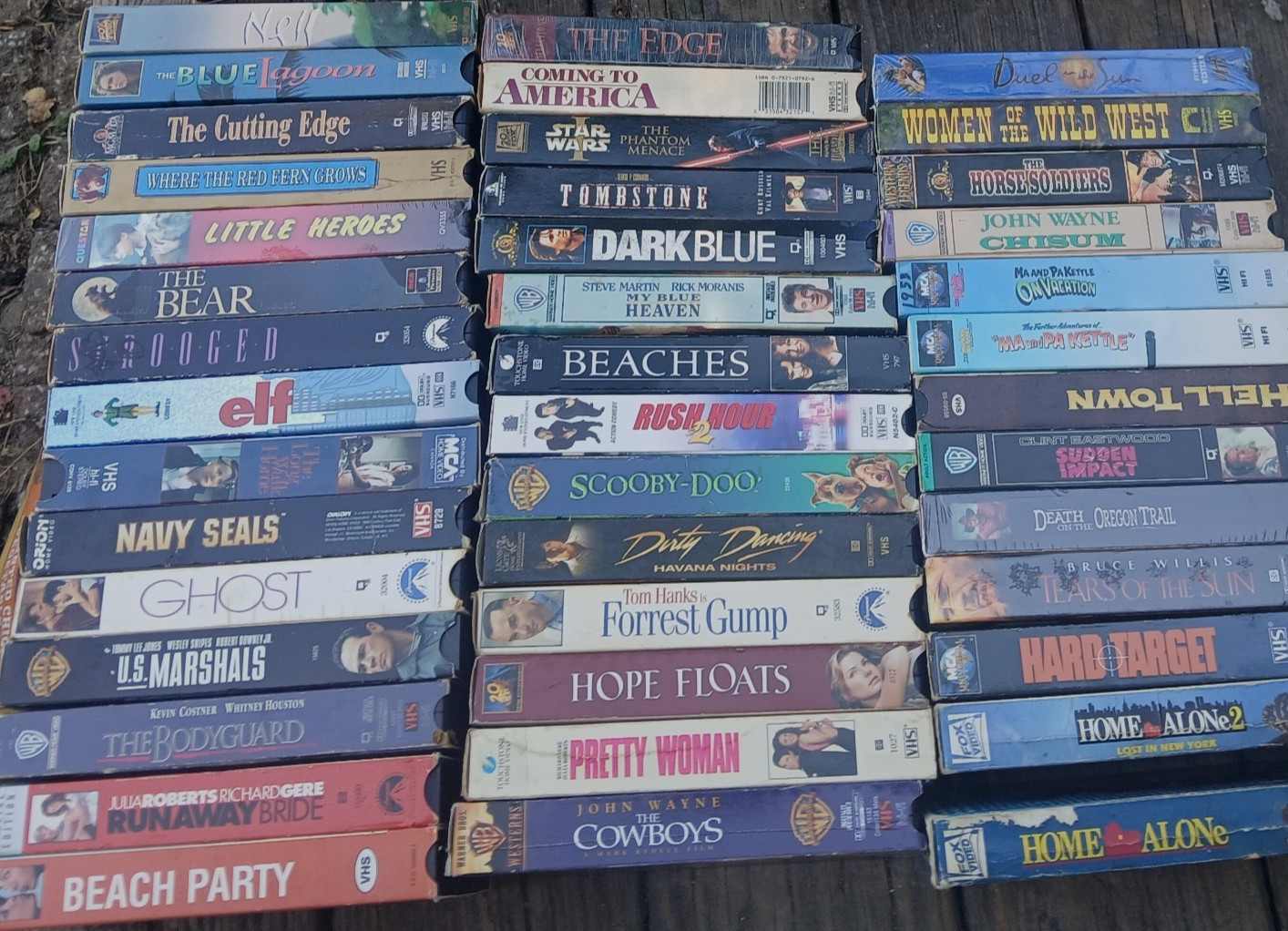 Lot of VHS Tapes Movies  Family Comedy Horror Some HTF And OOP Movies Rare