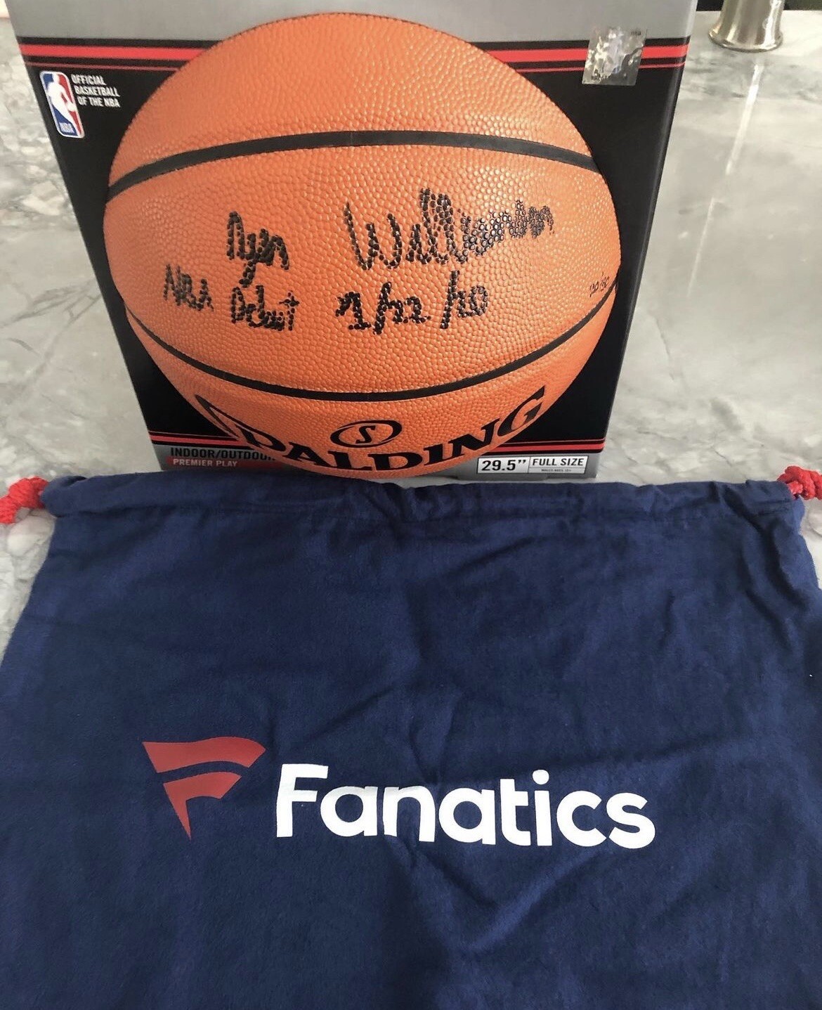zion williamson signed basketball Limited Edition of 50 zion williamson signed basketball Limited Edition of 50