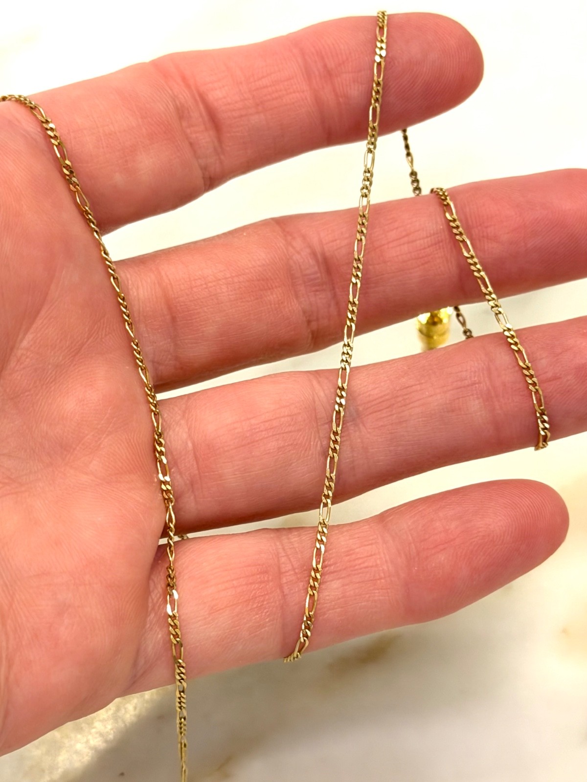 14k Solid Yellow Gold Figaro Chain Necklace 18 inches, 1.5mm, 2.54 grams 14k Solid Yellow Gold Figaro Chain Necklace 18 inches, 1.5mm, 2.54 grams