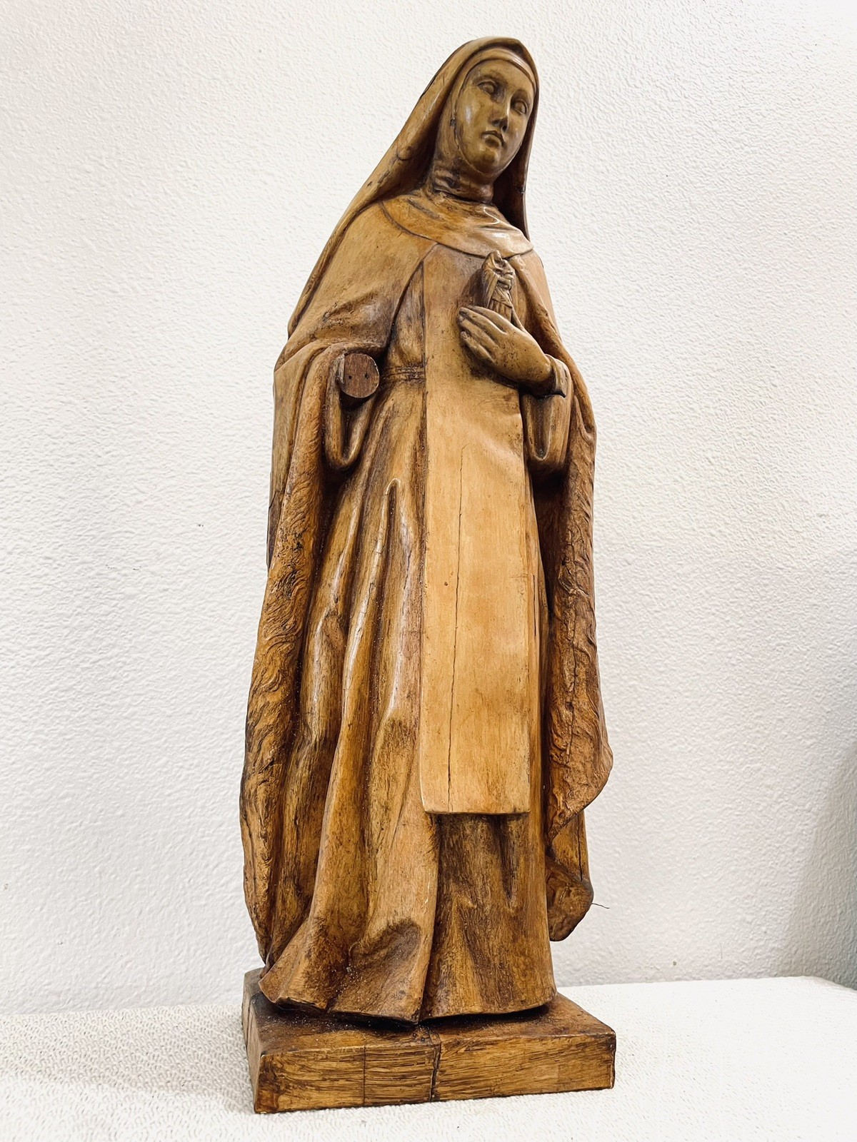 ANTIQUE CIRCA 1900\