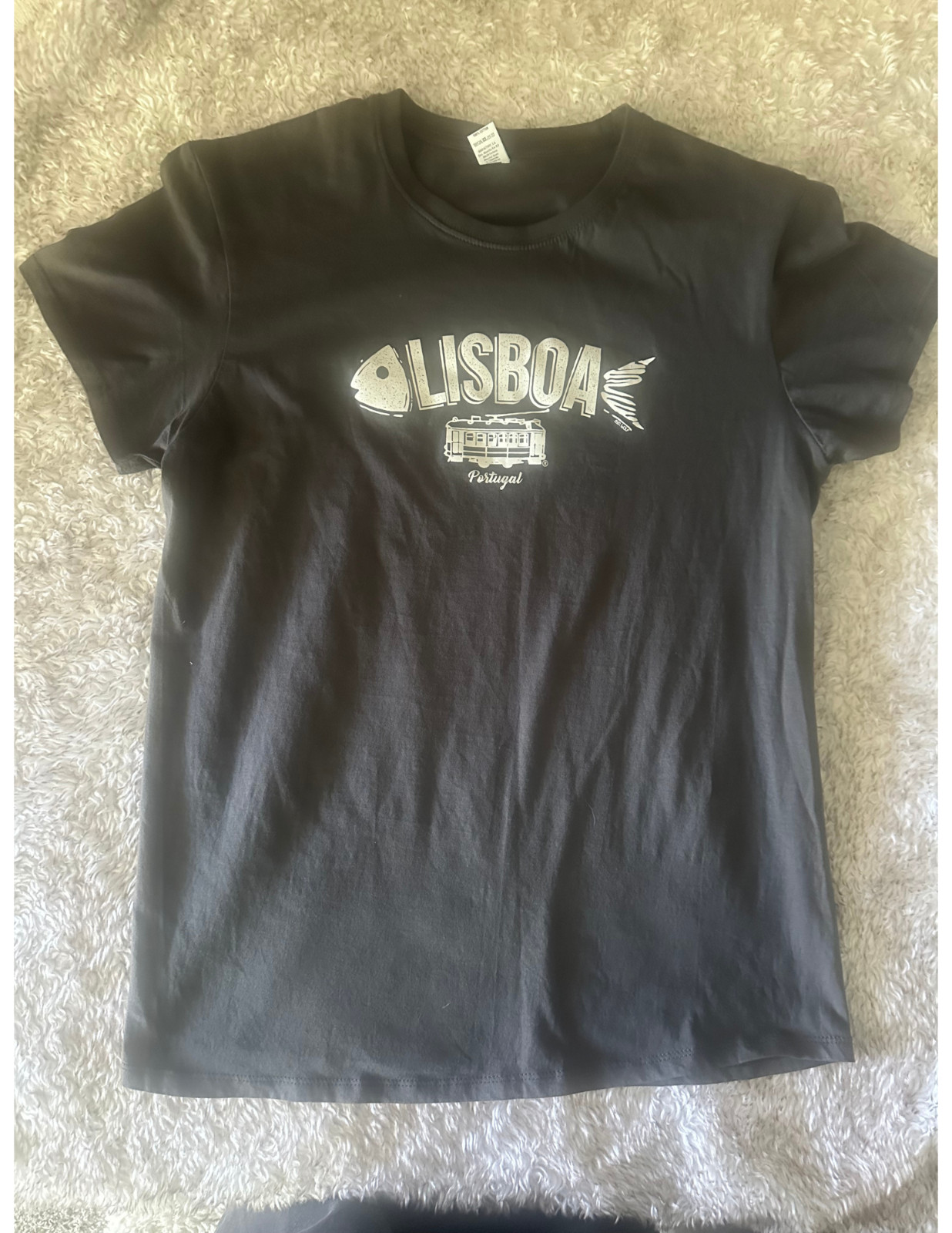 Lisboa Portugal Graphic T-Shirt Black Size Large Travel Souvenir Tee Lisboa Portugal Graphic T-Shirt Black Size Large Travel Souvenir Tee