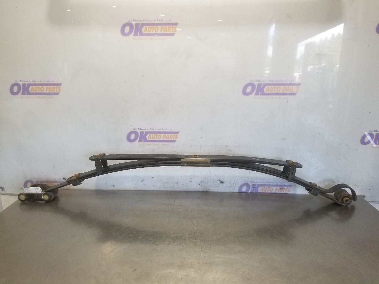 24 TOYOTA TACOMA SR LEAF SPRING 2.4L 4X4 REAR LEFT DRIVER
