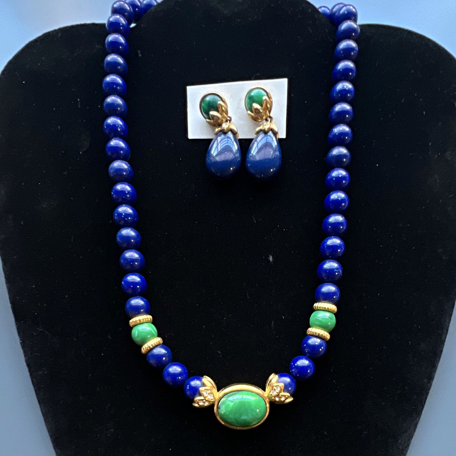 Vintage 1988 Avon Royal Necklace & Matching Drop Earrings Signed