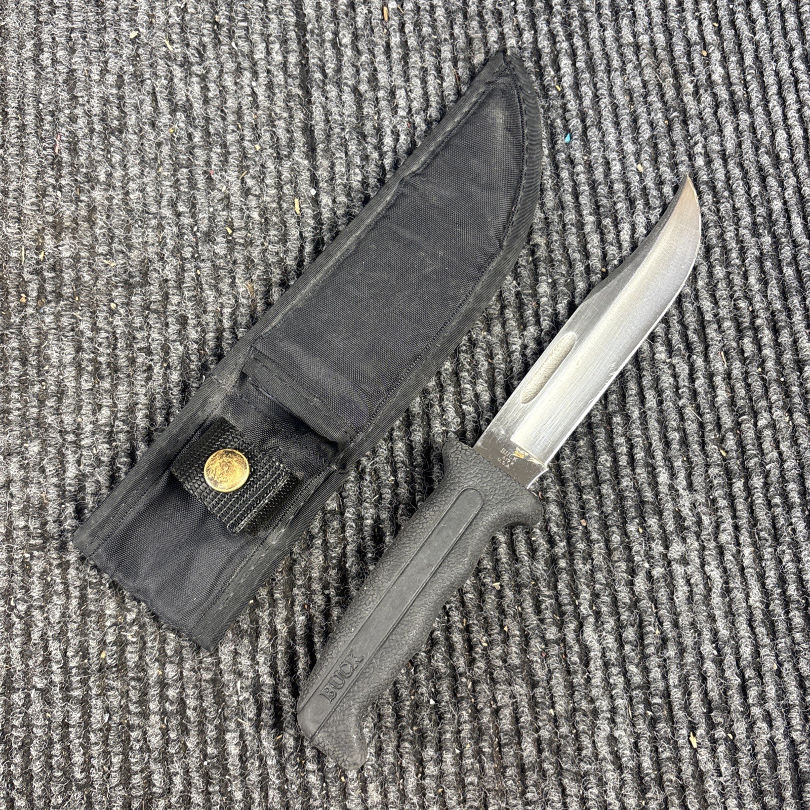 Buck 619x Fixed Black Hunting Knife With Sheath Rubber Handle Buck USA