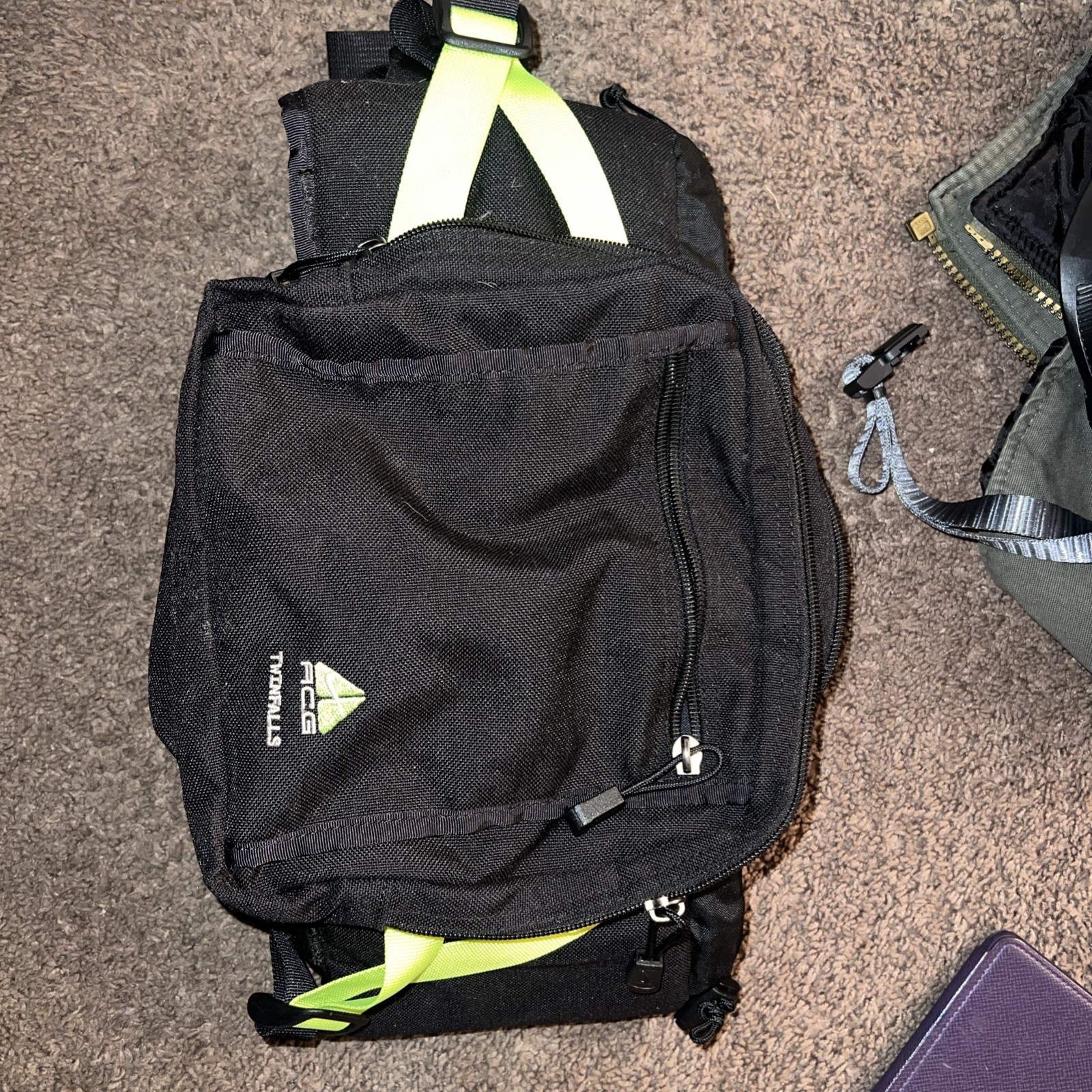 Vintage NIKE ACG Lumbar Hiking Fanny Pack Large Hip 2 Water Bottle Black Nylon Vintage NIKE ACG Lumbar Hiking Fanny Pack Large Hip 2 Water Bottle Black Nylon
