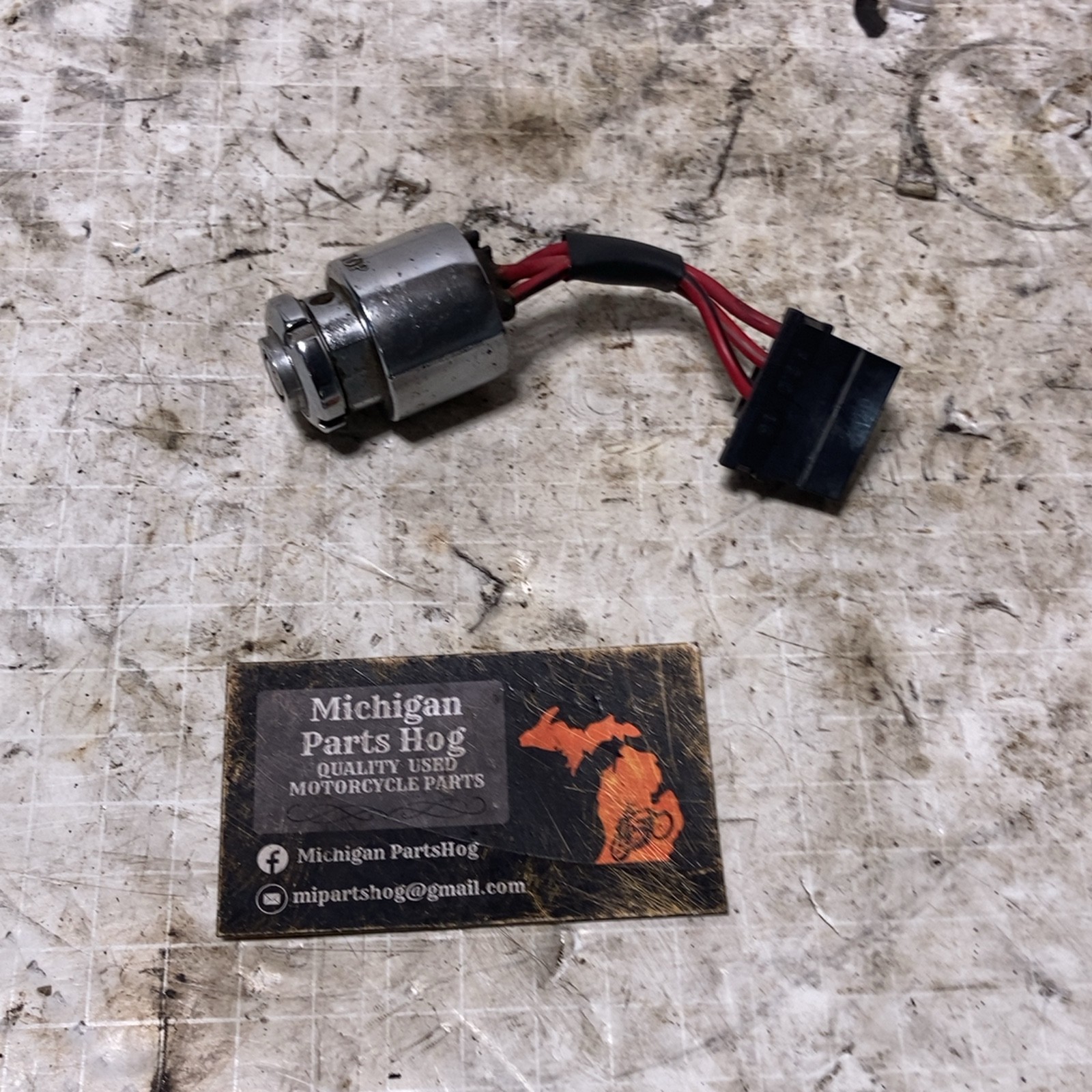 97-05 Harley Dyna OEM Ignition Switch Lock NO KEY #5012