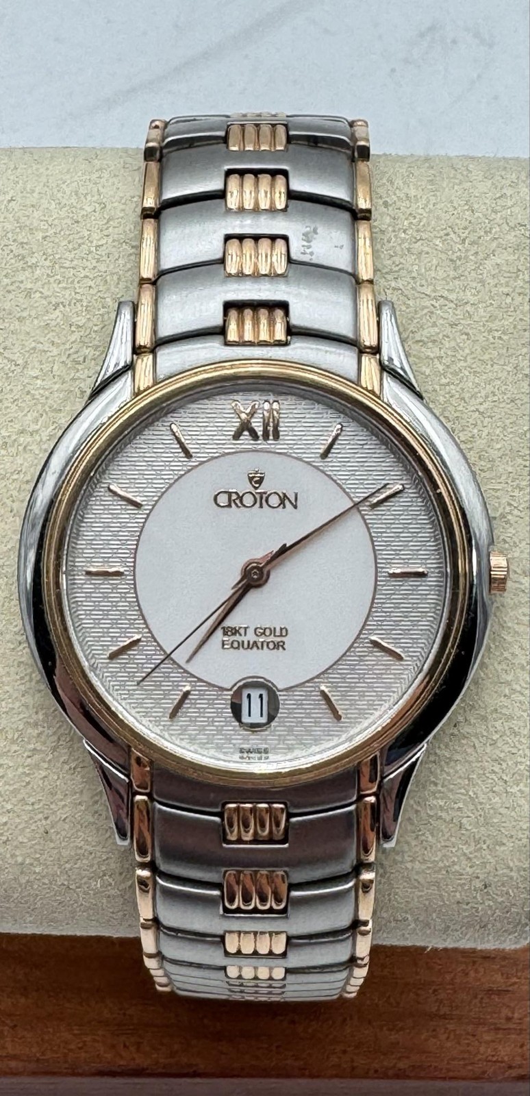 Croton Equator Men's 18K Gold Bezel Crown Links Sapphire Swiss Quartz Watch