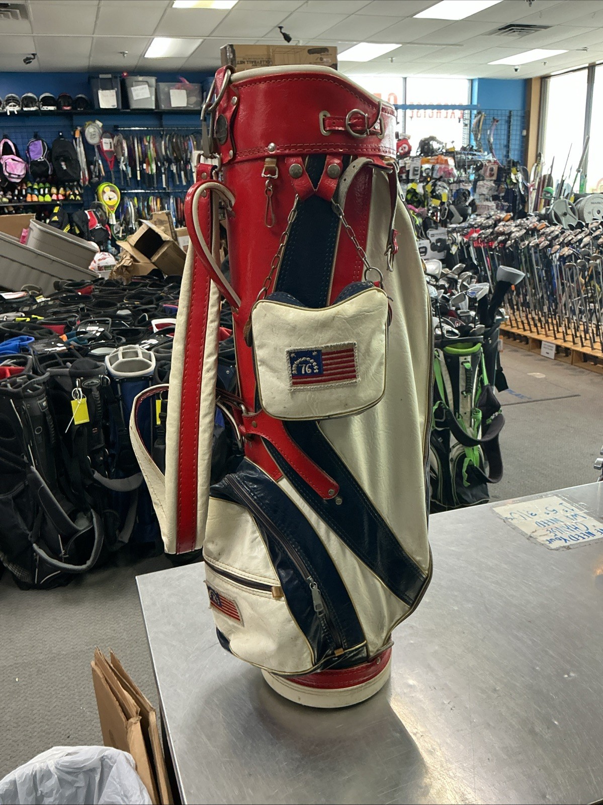 Vintage Walter Hagen 1976 Bicentennial Red,White,and Blue Golf Bag