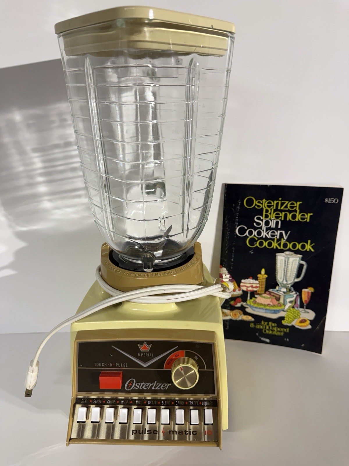 Vintage Osterizer Imperial Pulse Matic 10 Glass Blender & Cookbook Vintage Osterizer Imperial Pulse Matic 10 Glass Blender & Cookbook