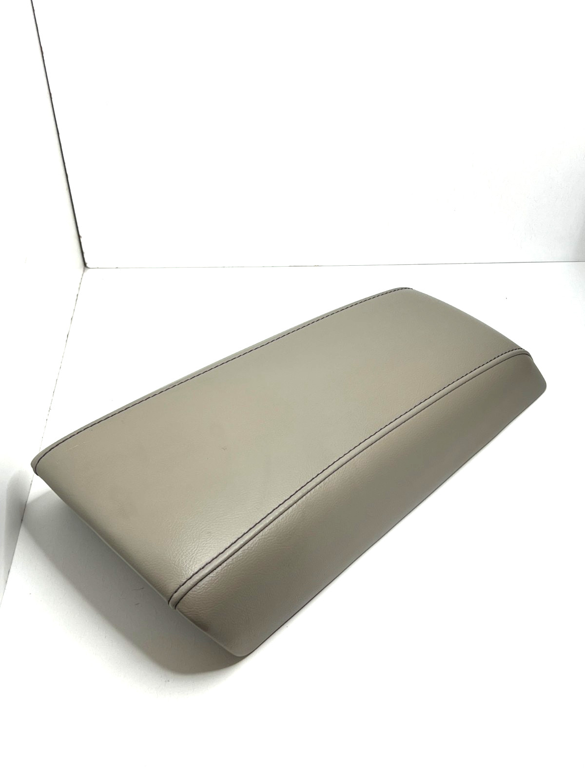 2011-2014 Ford Edge Center Console Lid Armrest Top Leather Beige Tan OEM
