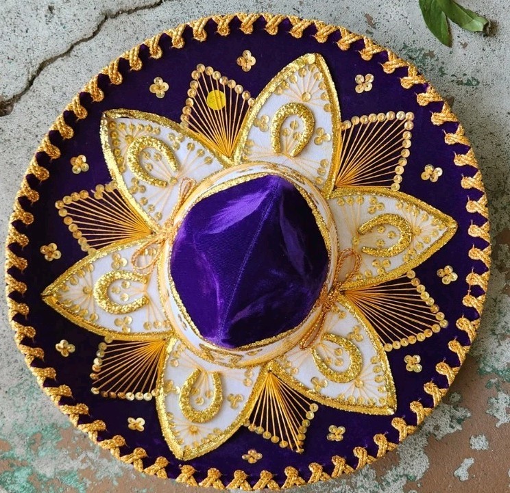 VINTAGE PIGALLE SOMBRERO CHARRO MARIACHI PURPLE WHITE XXXXXXX VINTAGE PIGALLE SOMBRERO CHARRO MARIACHI PURPLE WHITE XXXXXXX