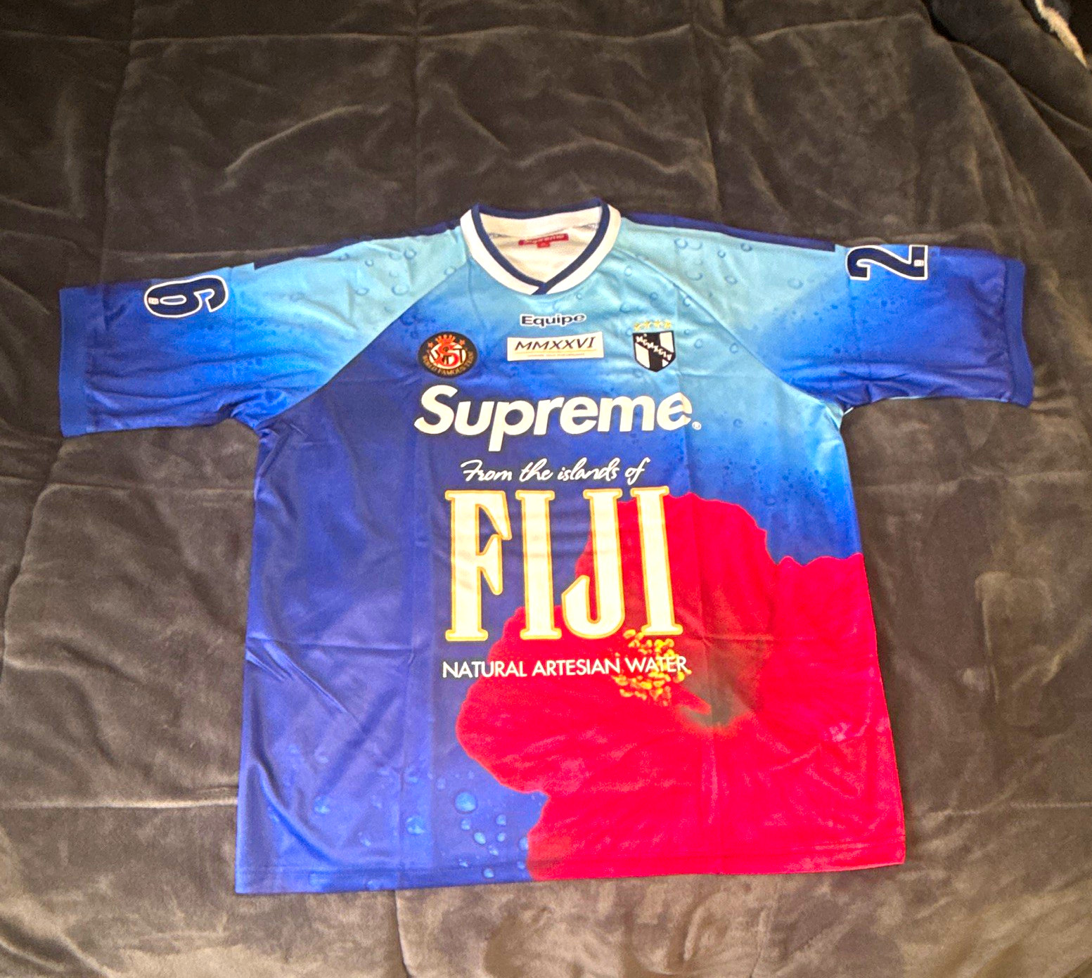 Supreme x FIJI Water Soccer Jersey Blue Red Floral Graphic Brand New Authentic Supreme x FIJI Water Soccer Jersey Blue Red Floral Graphic Brand New Authentic