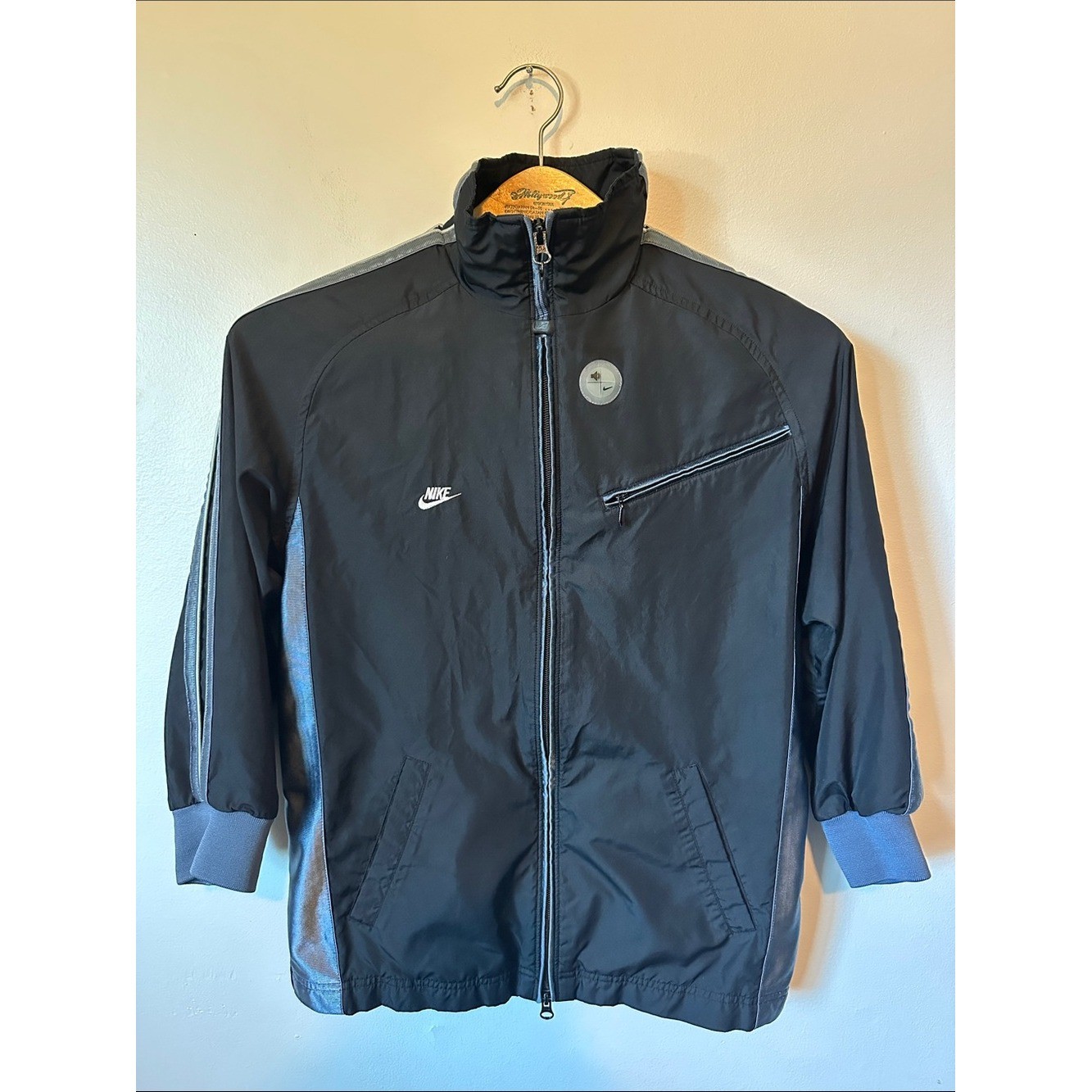 Nike Windbreaker Track Jacket Utility Sportswear Medium Athletic Casual Running