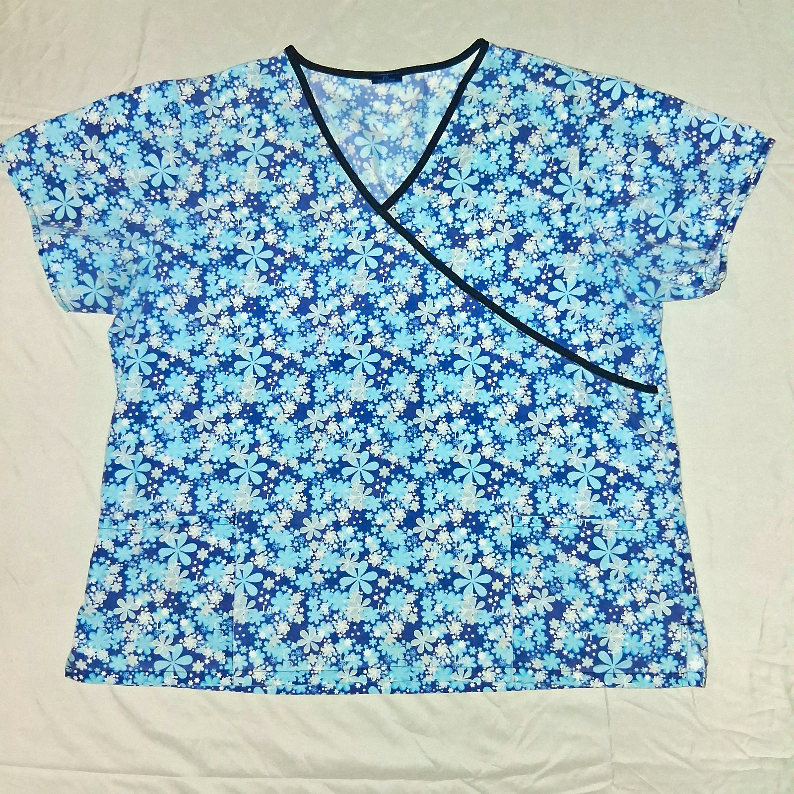 Medgear Women’s 2XL Blue/White Floral Wrap V-Neck Short Sleeve Scrub Top