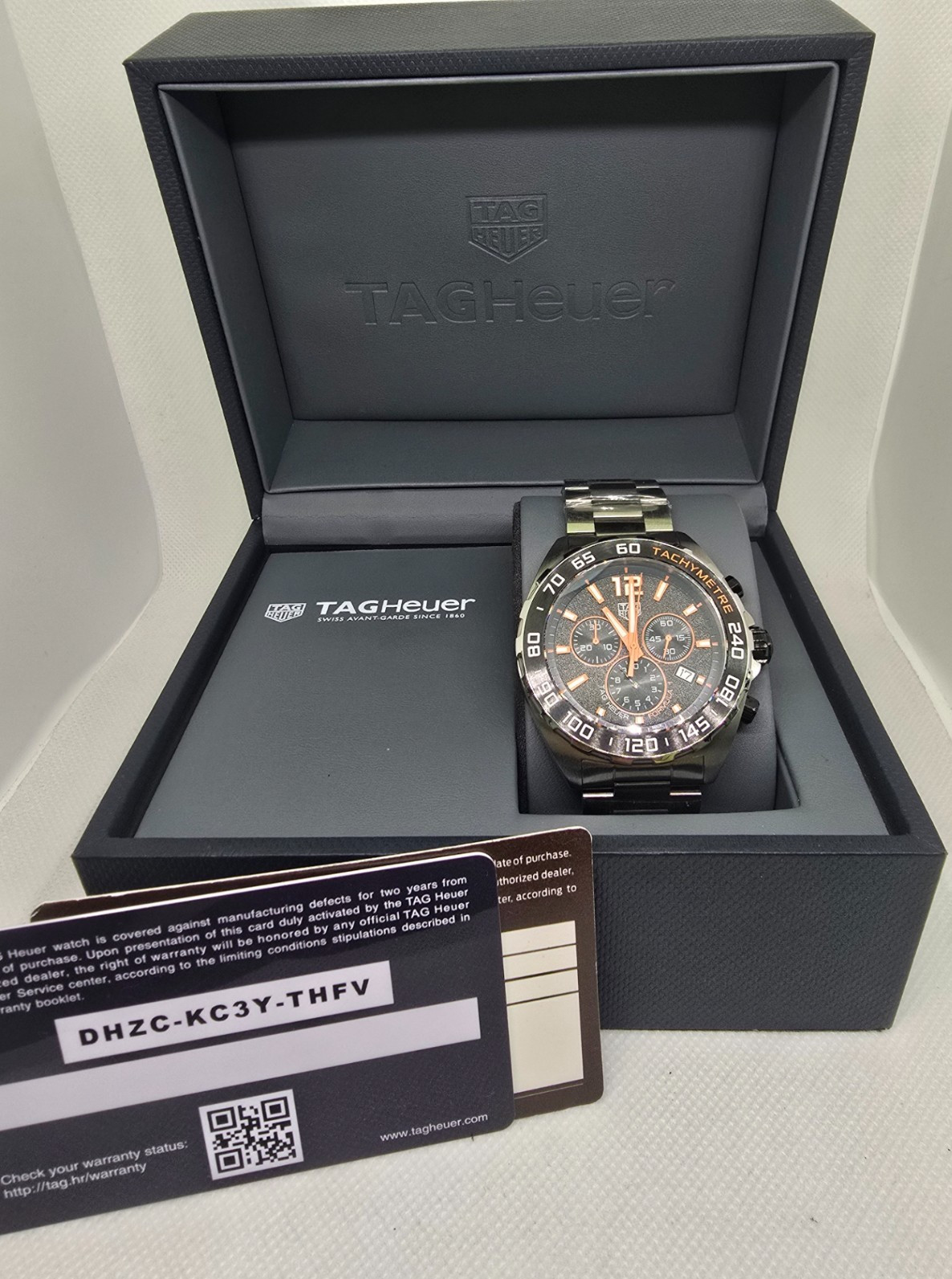 Tag Heuer Formula 1 Quartz Chronograph Grey Men's Watch CAZ101AH.BA0842 Tag Heuer Formula 1 Quartz Chronograph Grey Men's Watch CAZ101AH.BA0842