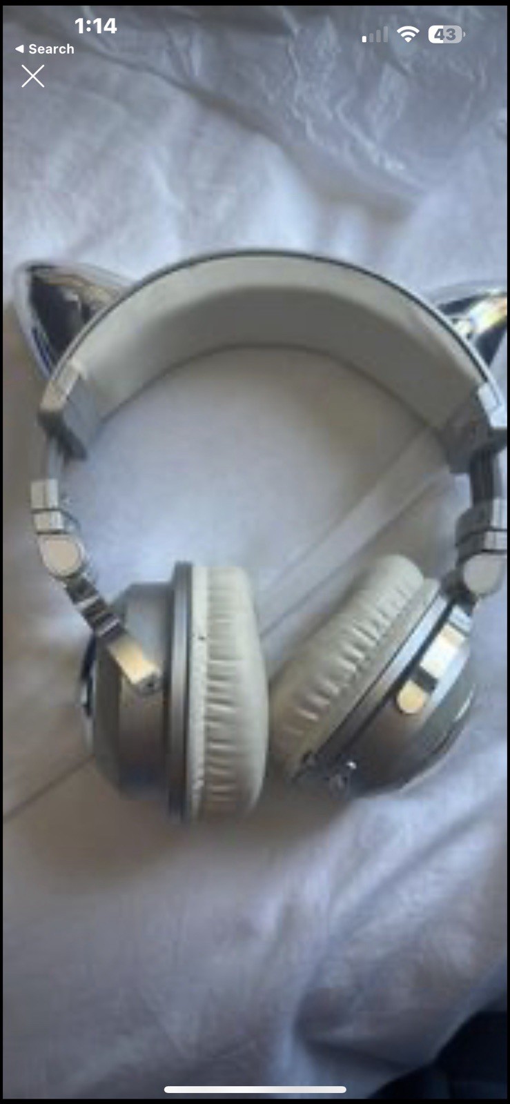 Ariana Grande Brookstone Light-Up Cat Ear Headphones Silver. used Ariana Grande Brookstone Light-Up Cat Ear Headphones Silver. used