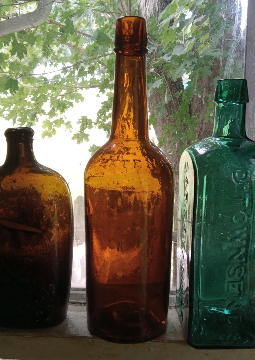 1860s DYOTTVILLE GLASS WORKS PATENT EMB 3 PC MOLD AMBER WHISKEY BOTTLE SHINY