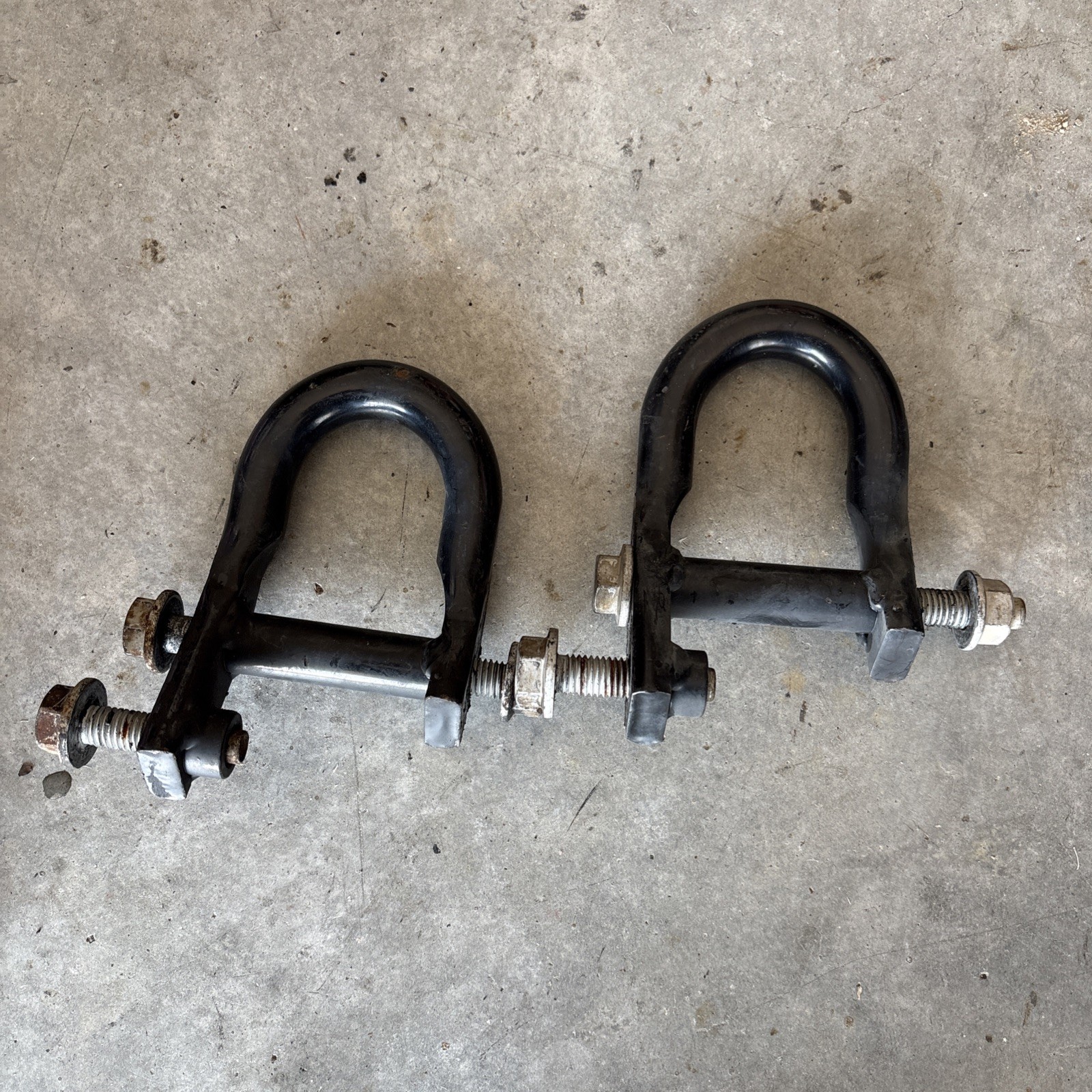 2007-2014 GM Front Tow Hook Black Kit Cadillac Escalade Tahoe Yukon Suburban 2007-2014 GM Front Tow Hook Black Kit Cadillac Escalade Tahoe Yukon Suburban