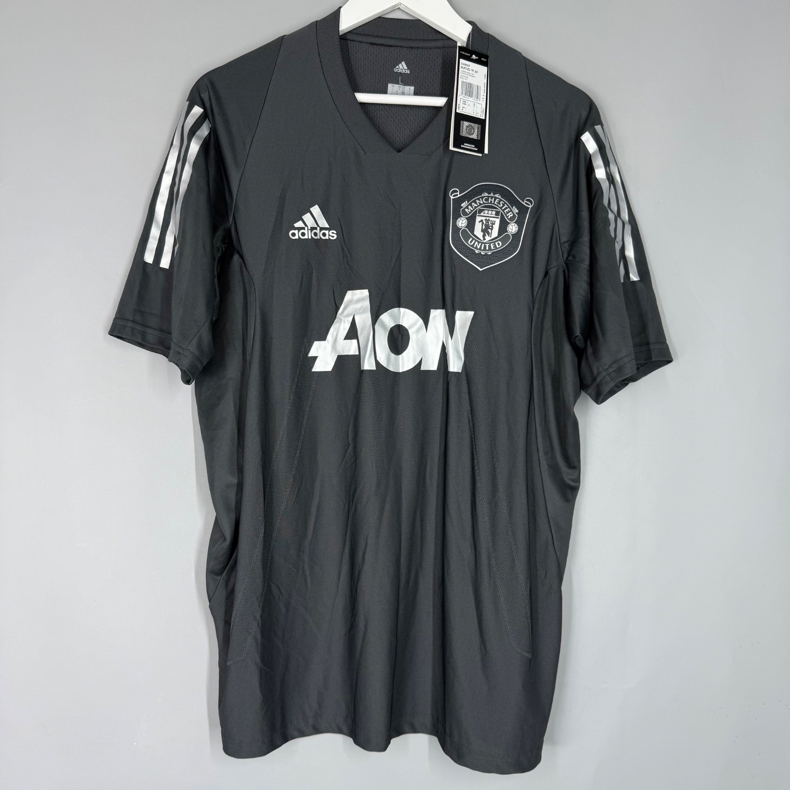 BNWT MANCHESTER UNITED ADIDAS 2019/2020 FOOTBALL JERSEY TRAINING TOP SHIRT BNWT MANCHESTER UNITED ADIDAS 2019/2020 FOOTBALL JERSEY TRAINING TOP SHIRT
