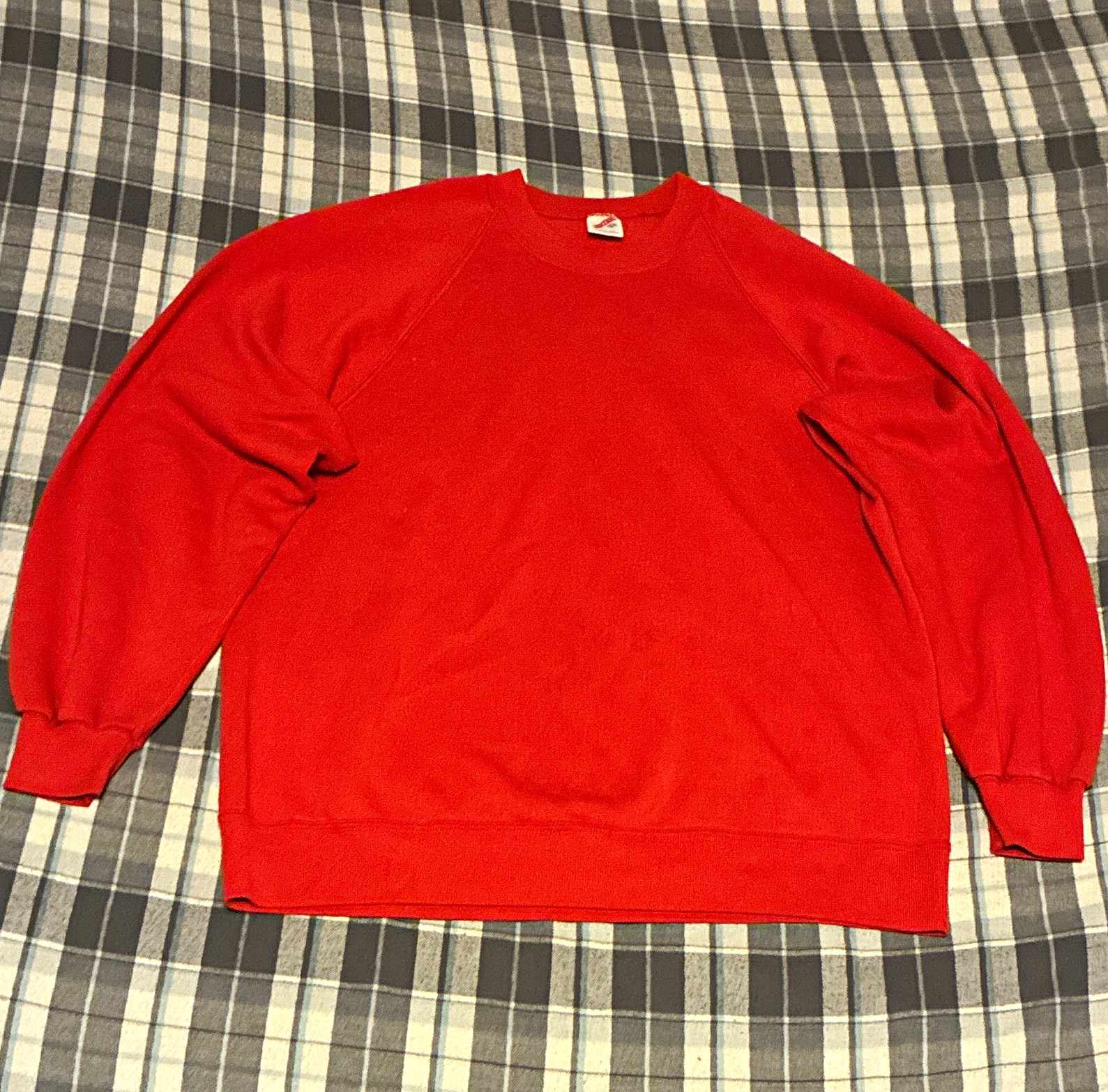 Vintage JERZEES Men\'s Red Crew Neck Fleece Pullover Sweatshirt Long Sleeve XL Vintage JERZEES Men\'s Red Crew Neck Fleece Pullover Sweatshirt Long Sleeve XL