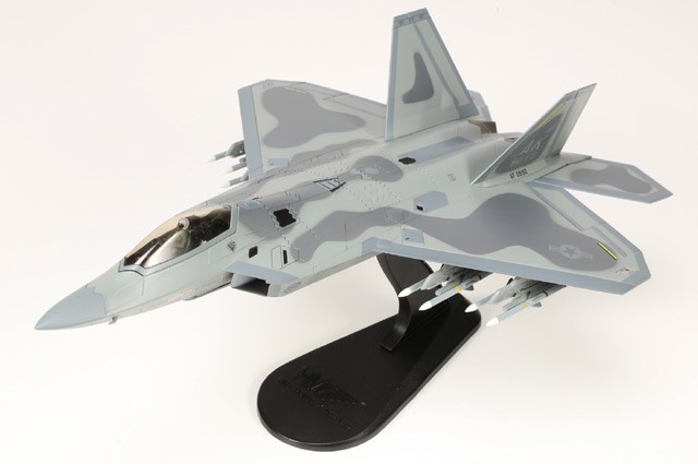 Hobby Master 1/72 F-22A Raptor Airplane #09-4190 USAF 3rd WG, 90th FS Hobby Master 1/72 F-22A Raptor Airplane #09-4190 USAF 3rd WG, 90th FS