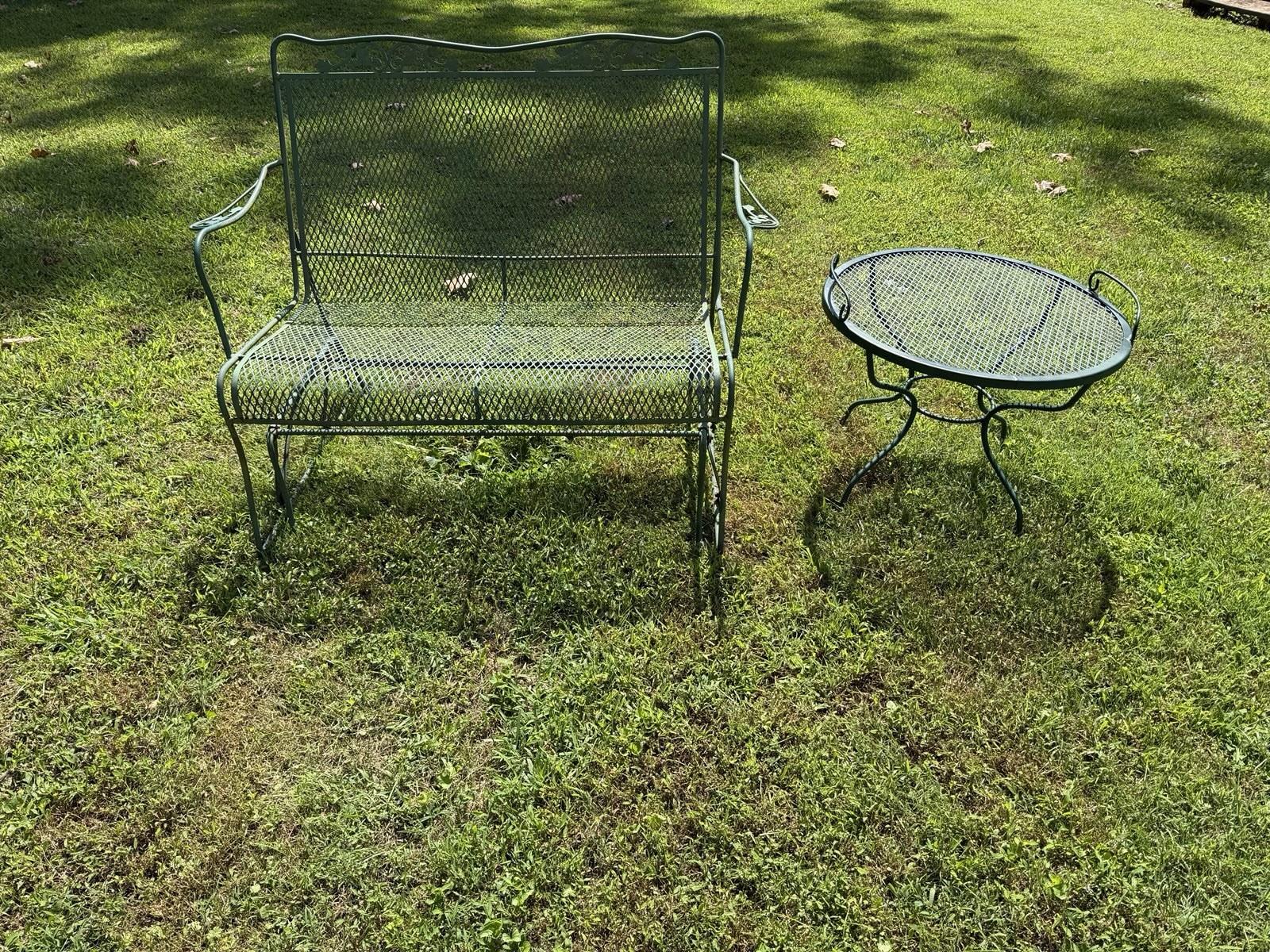 Beautiful Vintage Woodard Patio Glider & Side Table
