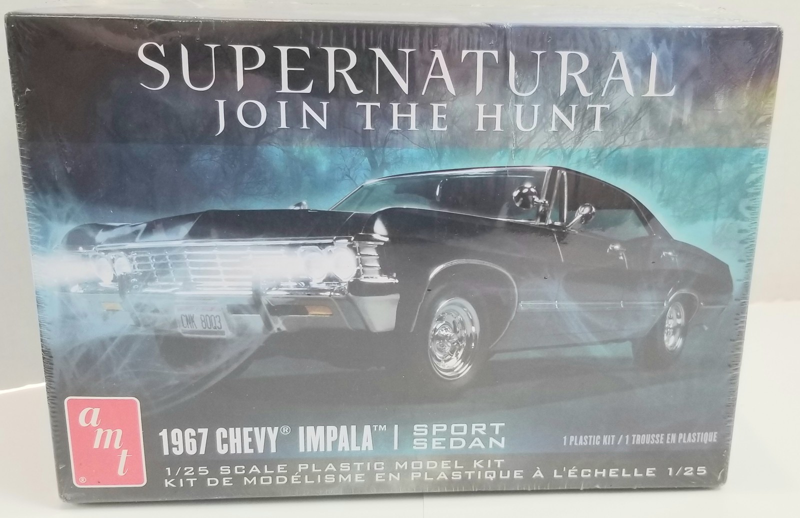 AMT Supernatural Join the Hunt 1967 Chevy Impala Sport Sedan 1:25 #AMT1124M/12 AMT Supernatural Join the Hunt 1967 Chevy Impala Sport Sedan 1:25 #AMT1124M/12
