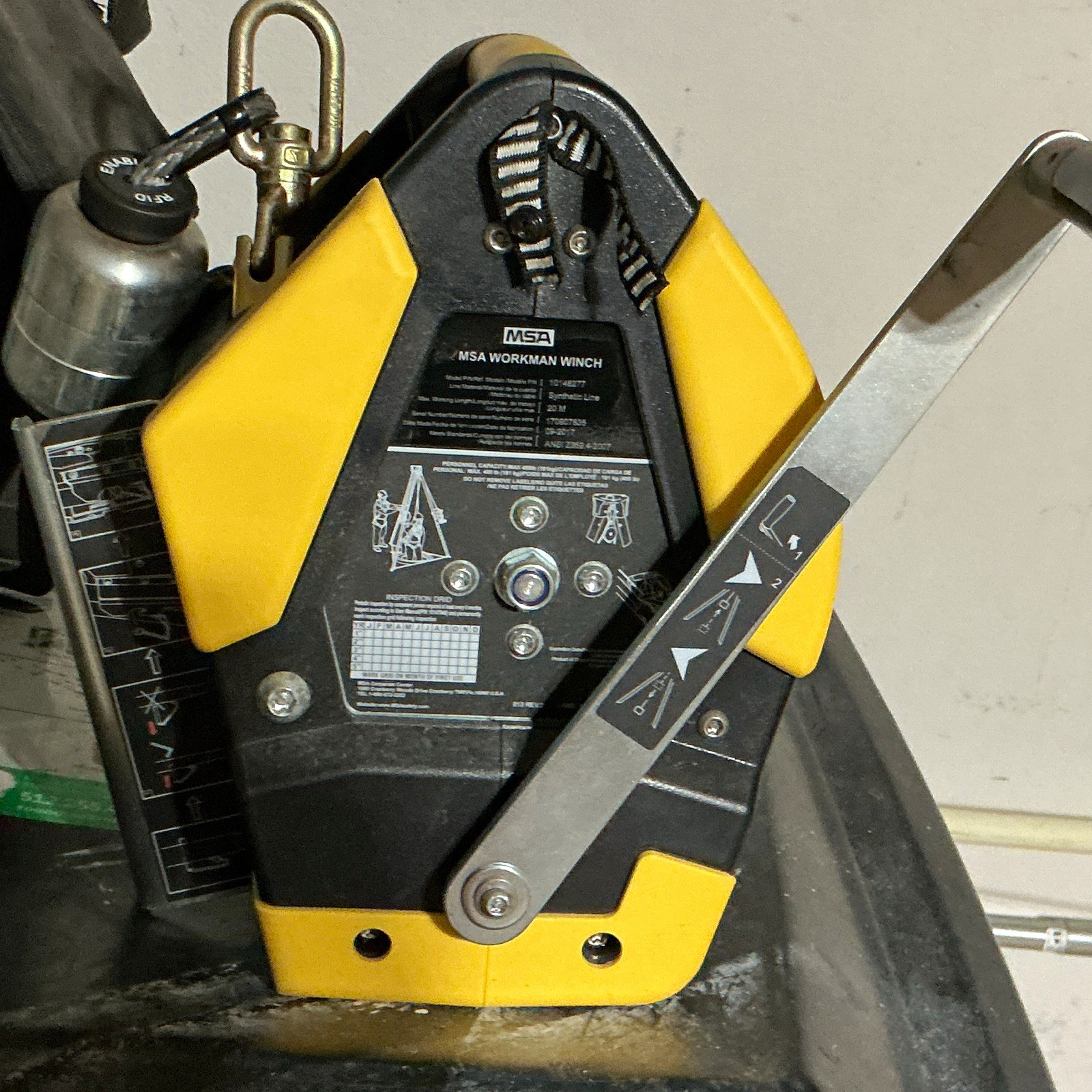MSA Workman Winch Confined Space Manhole Safety Winch 10148277