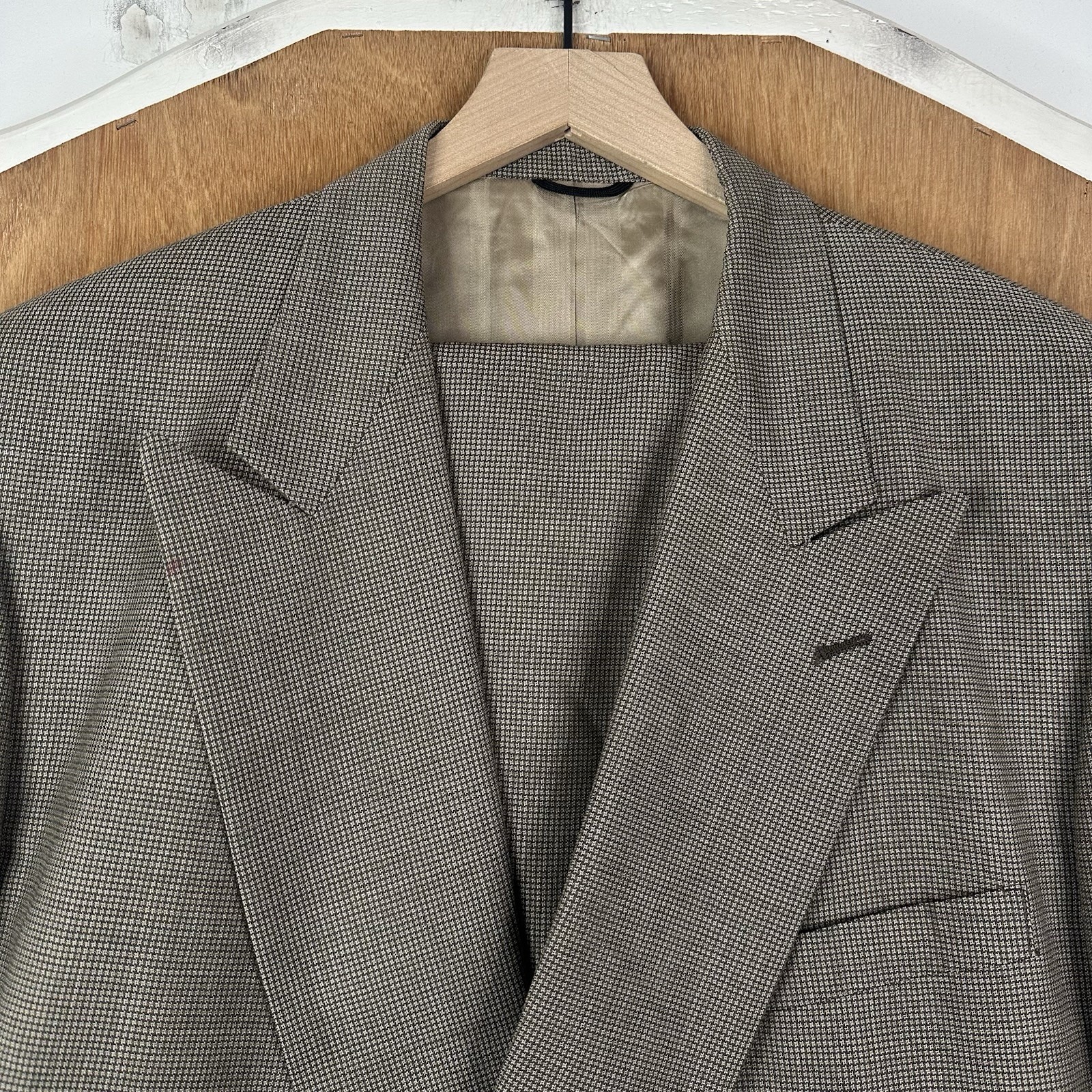 VTG Pierre Cardin Suit Mens 46R Brown Houndstooth Double Breasted Wool Canvased