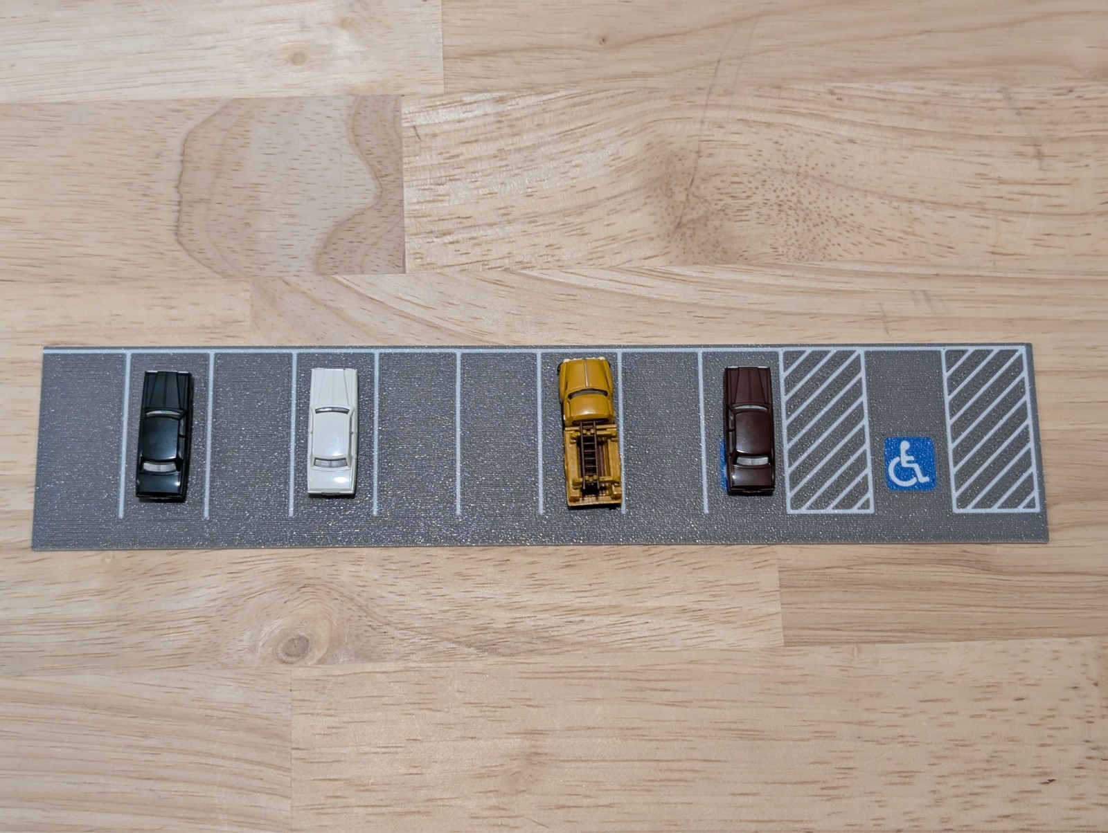 MRG RoadWayz - N Scale Road System - Street Parking - 248mm x 50mm