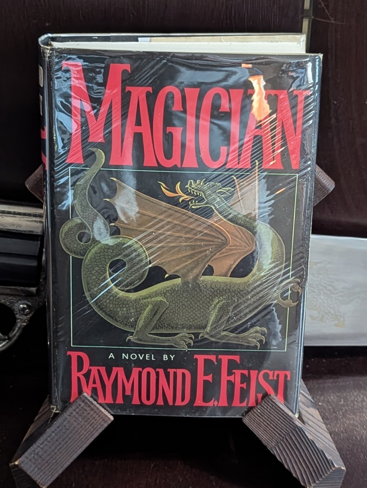 Raymond E Feist Magician Signed Inscribed HC Mylar 1982 BCE N01 Gutter Code LN