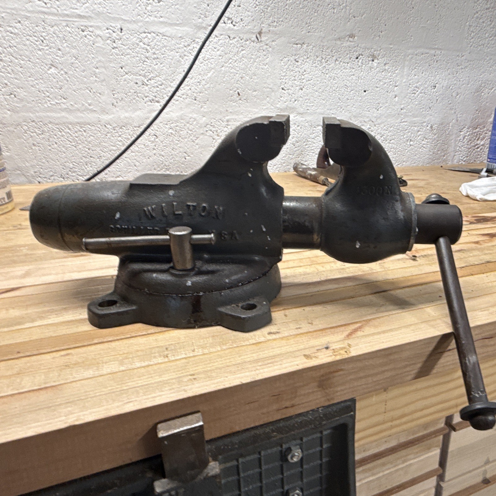 Vintage Wilton 9300N 3” Bullet Bench Vise 8300N Swivel Base 1/70 USA Vintage Wilton 9300N 3” Bullet Bench Vise 8300N Swivel Base 1/70 USA