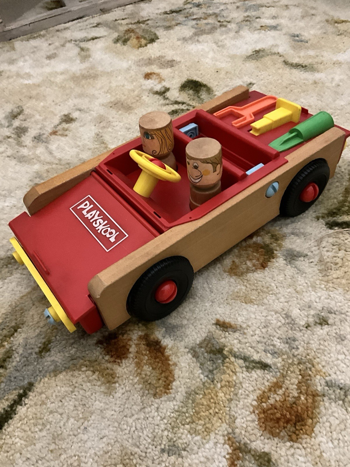 VINTAGE 1970'S PLAYSKOOL WOOD & PLASTIC TAKE APART CAR