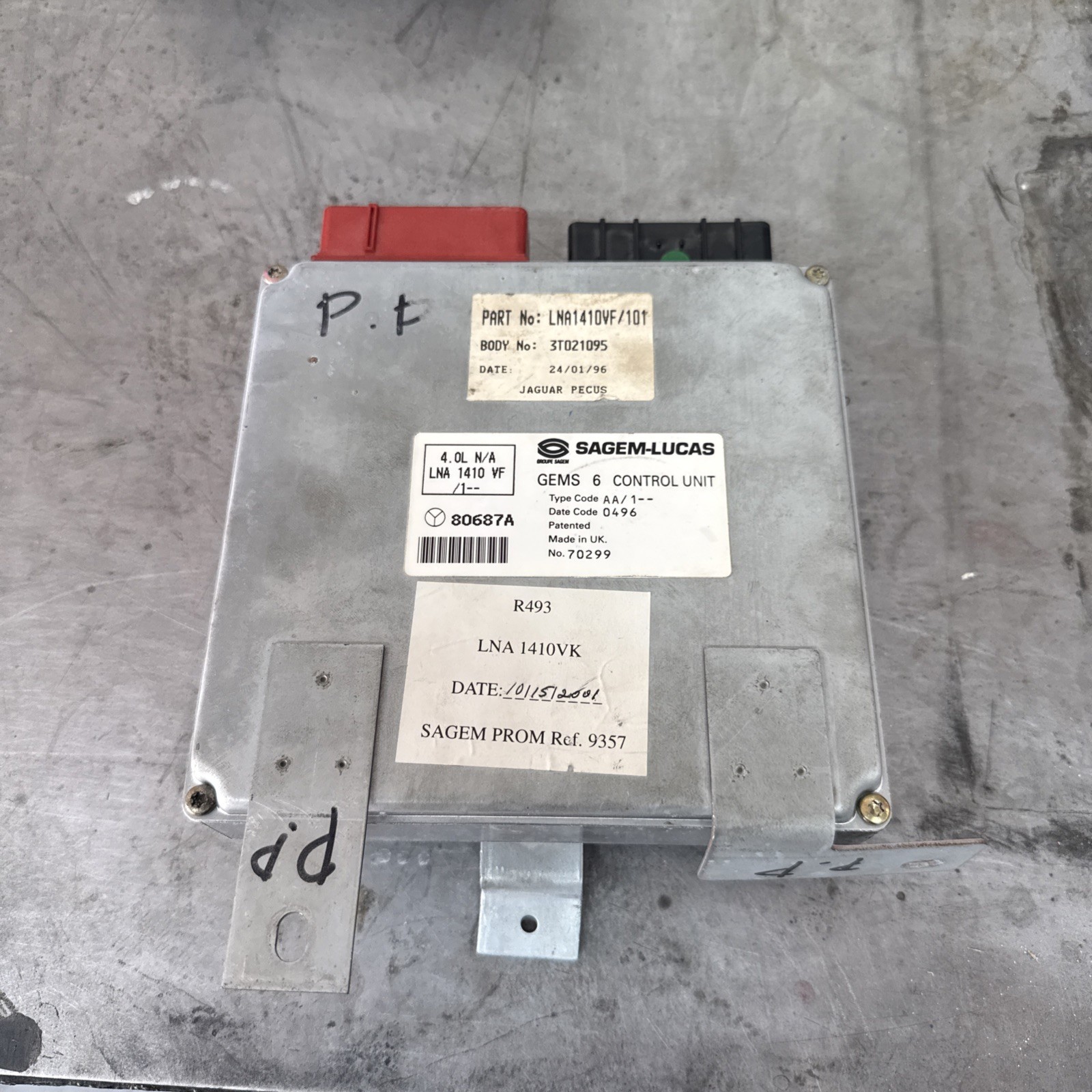 95-96 Jaguar XJ6 VDP X300 4.0L AJ16 ECU ECM PCM Engine Computer LNA 1410DF R493 95-96 Jaguar XJ6 VDP X300 4.0L AJ16 ECU ECM PCM Engine Computer LNA 1410DF R493